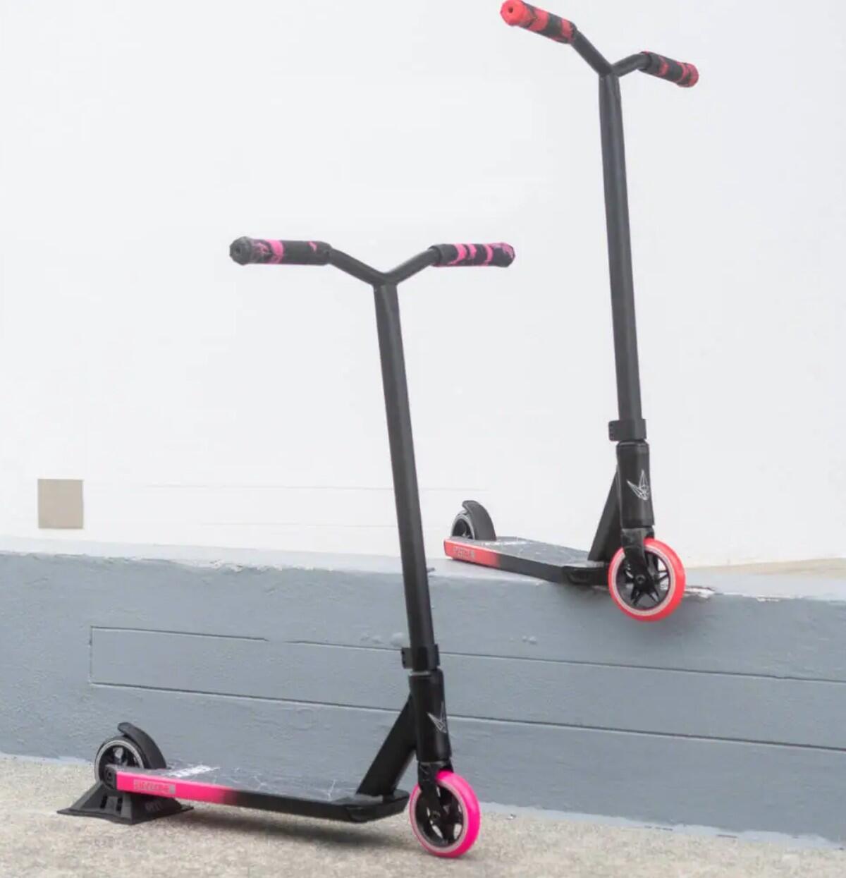 Blunt One S3 Complete Stunt-Scooter H=78cm Park Schwarz/Rot 6/7