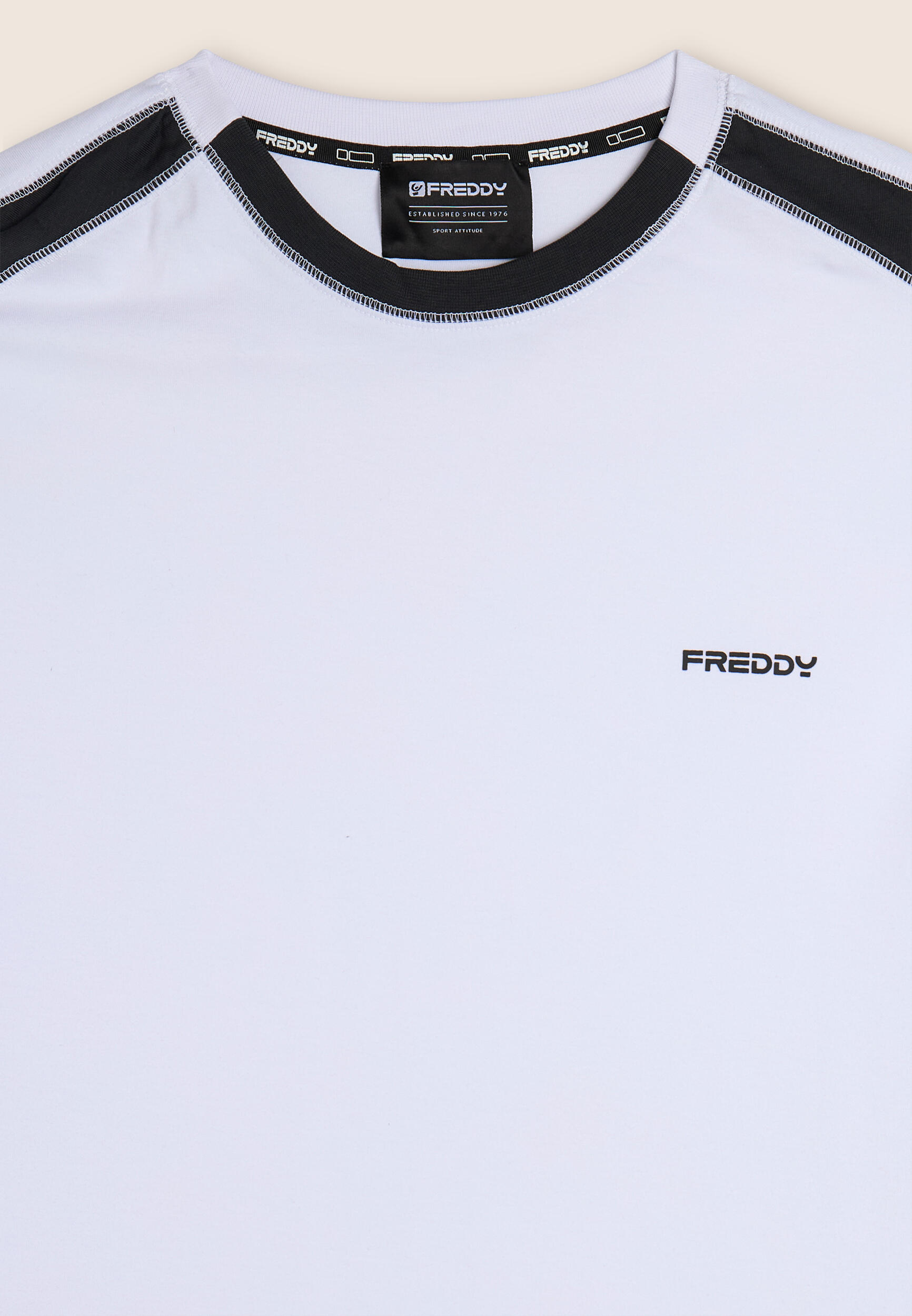 T-shirt con inserti sulle spalle 3/3