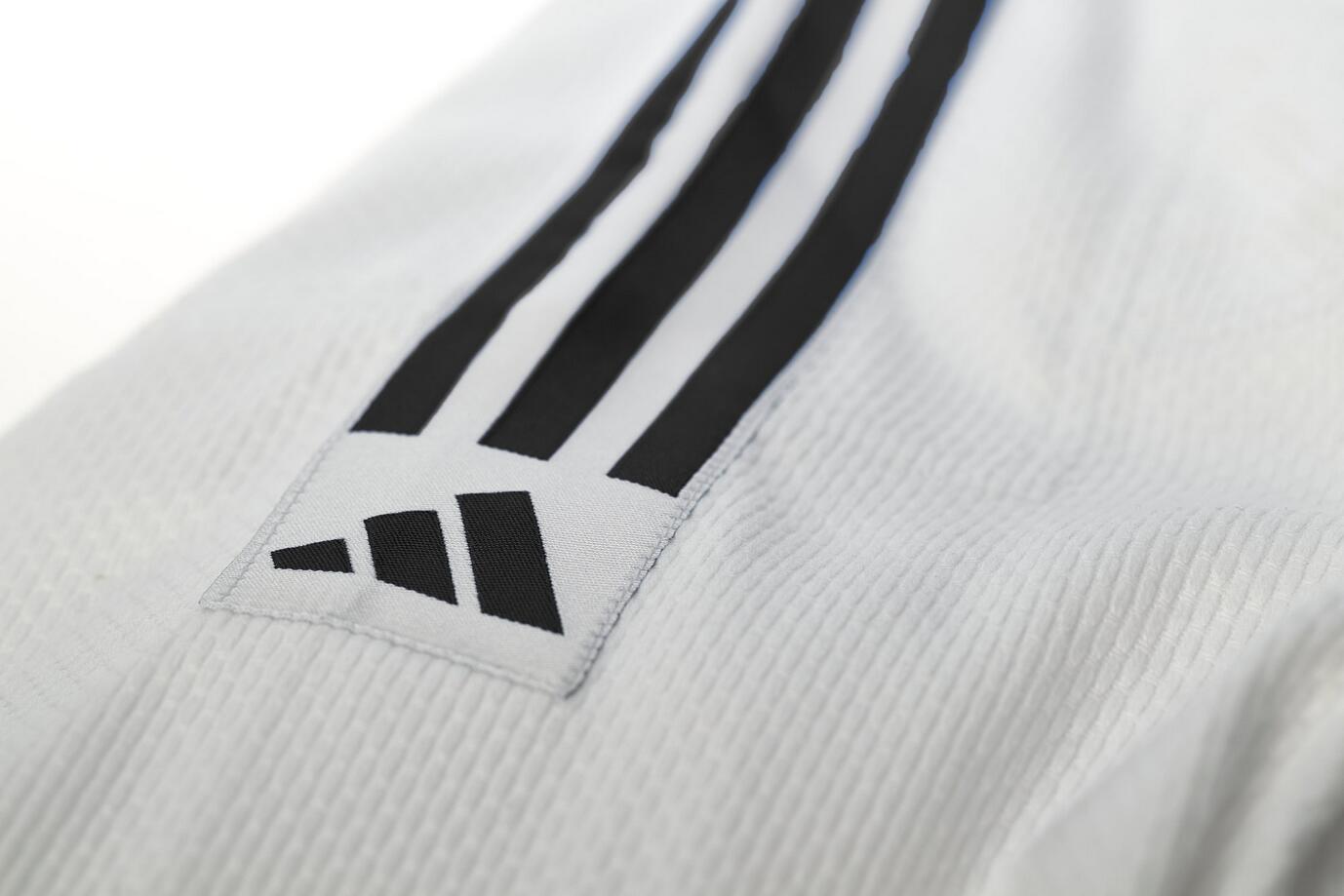 adidas Judo-Anzug Club weiß/schwarze Streifen, J350 4/5