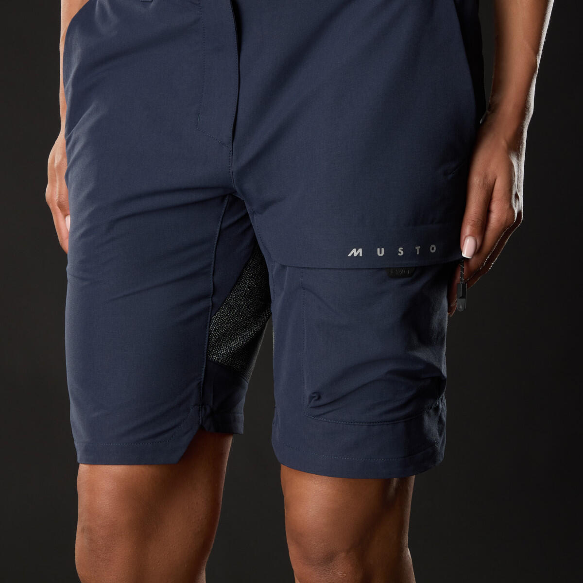 Pantalón corto mujer Musto Evolution Performance 4/7