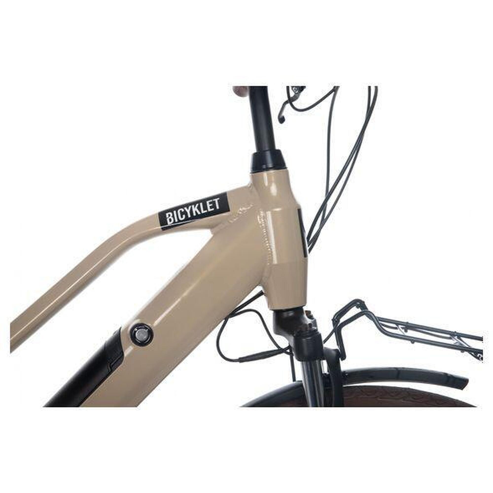 Vélo de Ville Électrique Bicyklet Camille Shimano Acera/Altus 8V 504 Wh 700 mm B