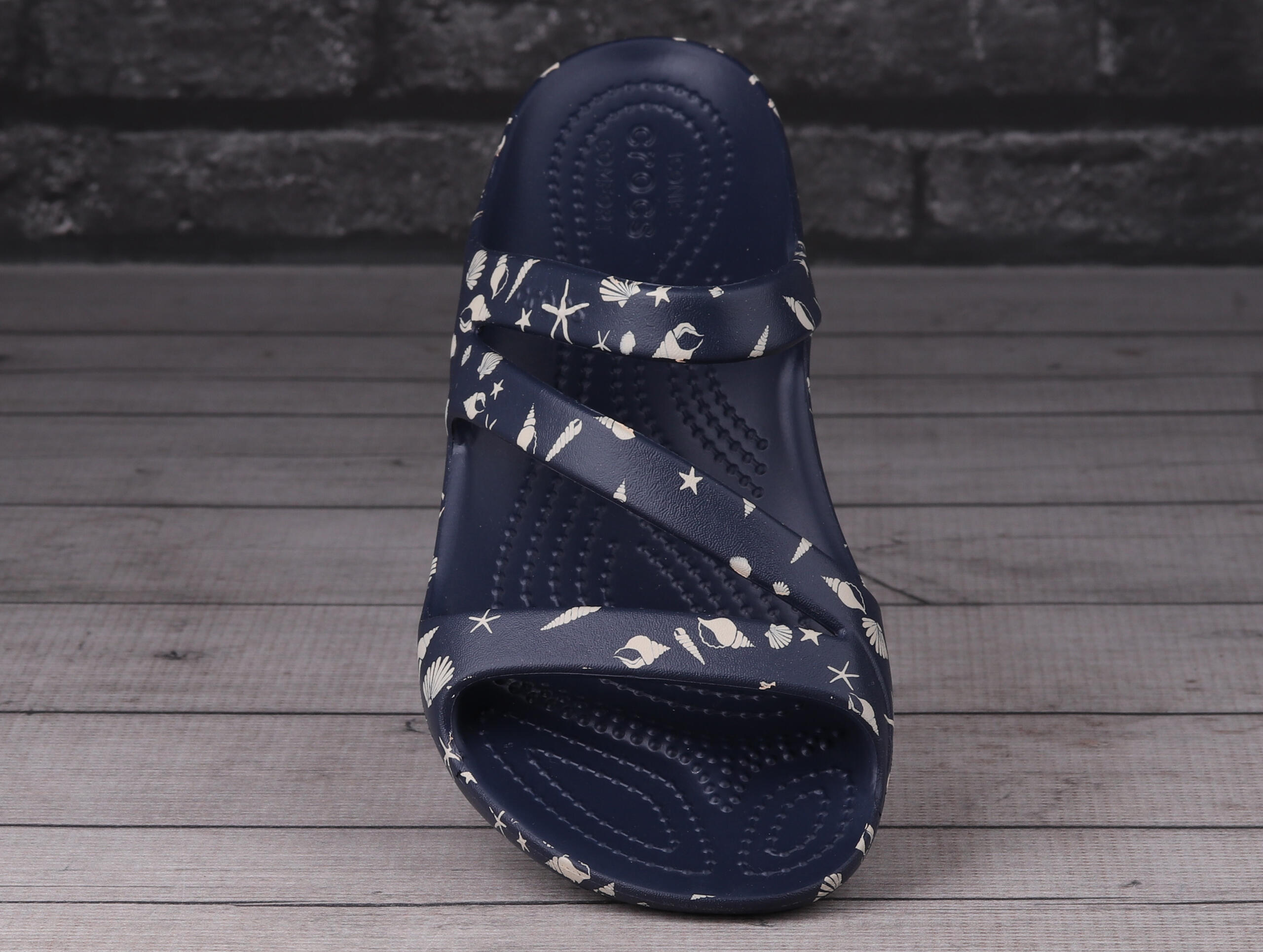Klapki damskie sportowe Crocs KADEE II SHELLS PRINT 6/6