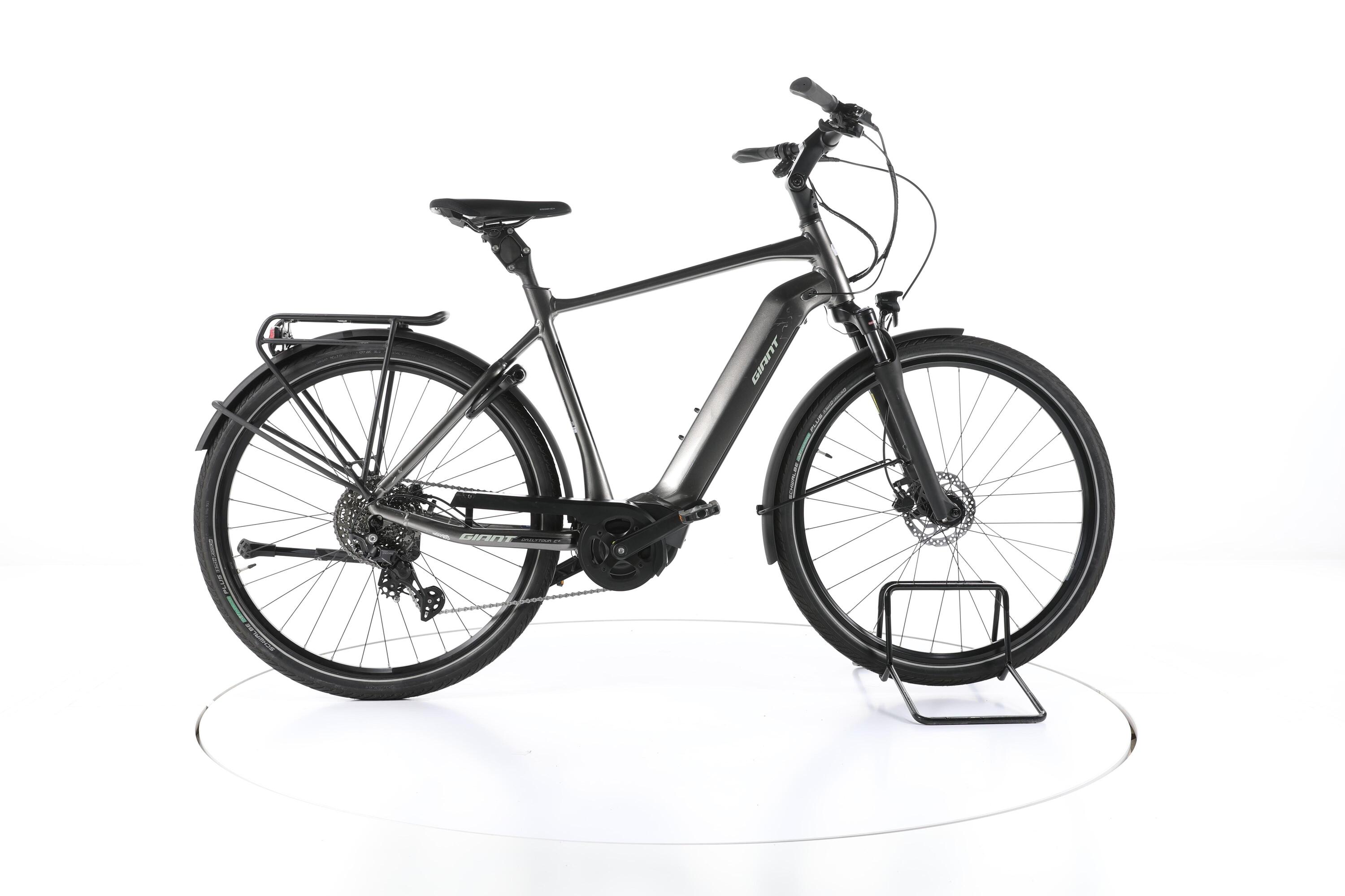 GIANT Refurbished - Giant Dailytour E+2 GTS Trekking E-Bike 2022 - Zeer goed