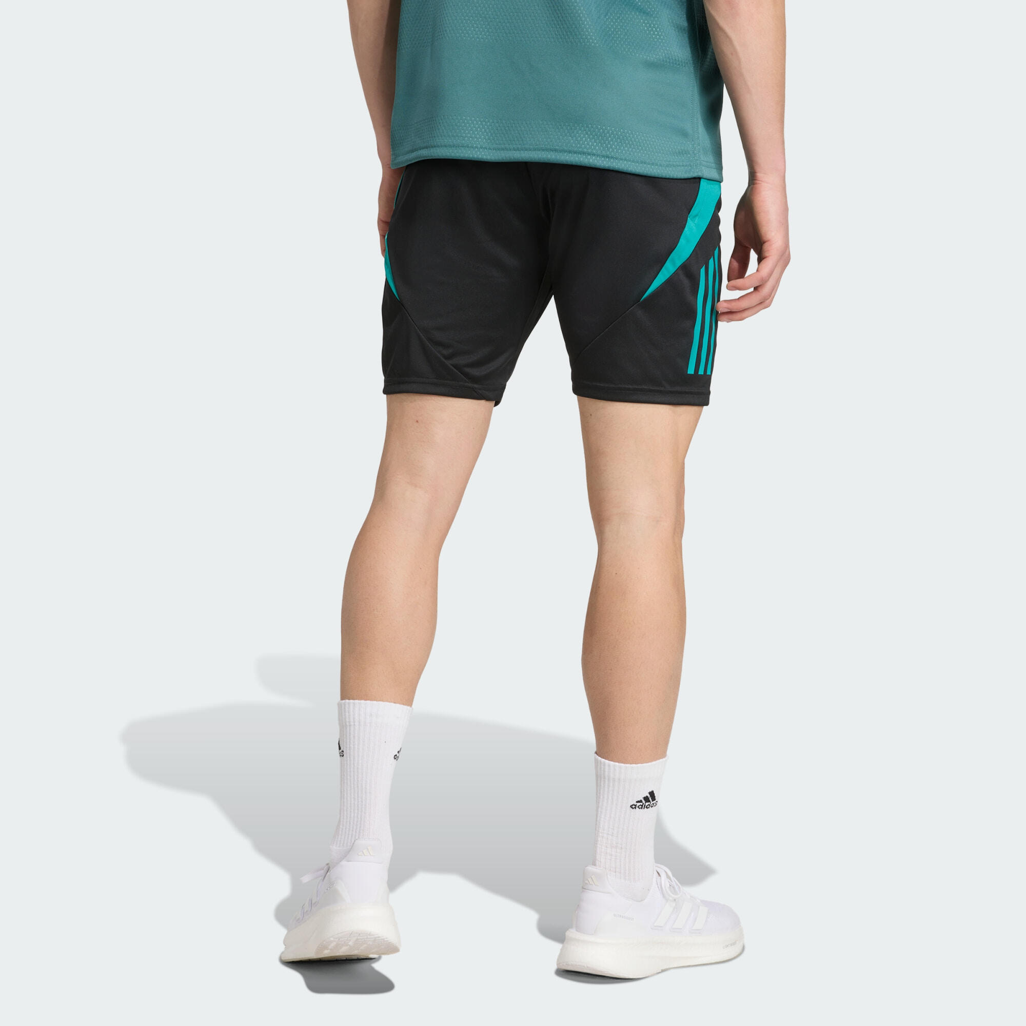 All Blacks Gym Shorts 3/5