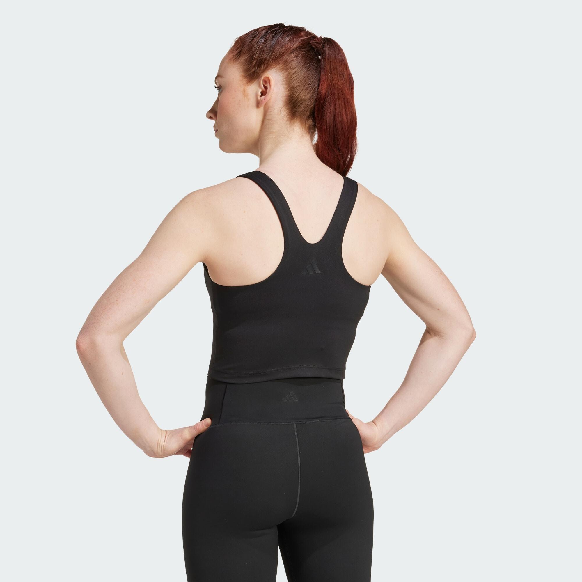 Top con reggiseno integrato adidas All Me a supporto medio 3/6