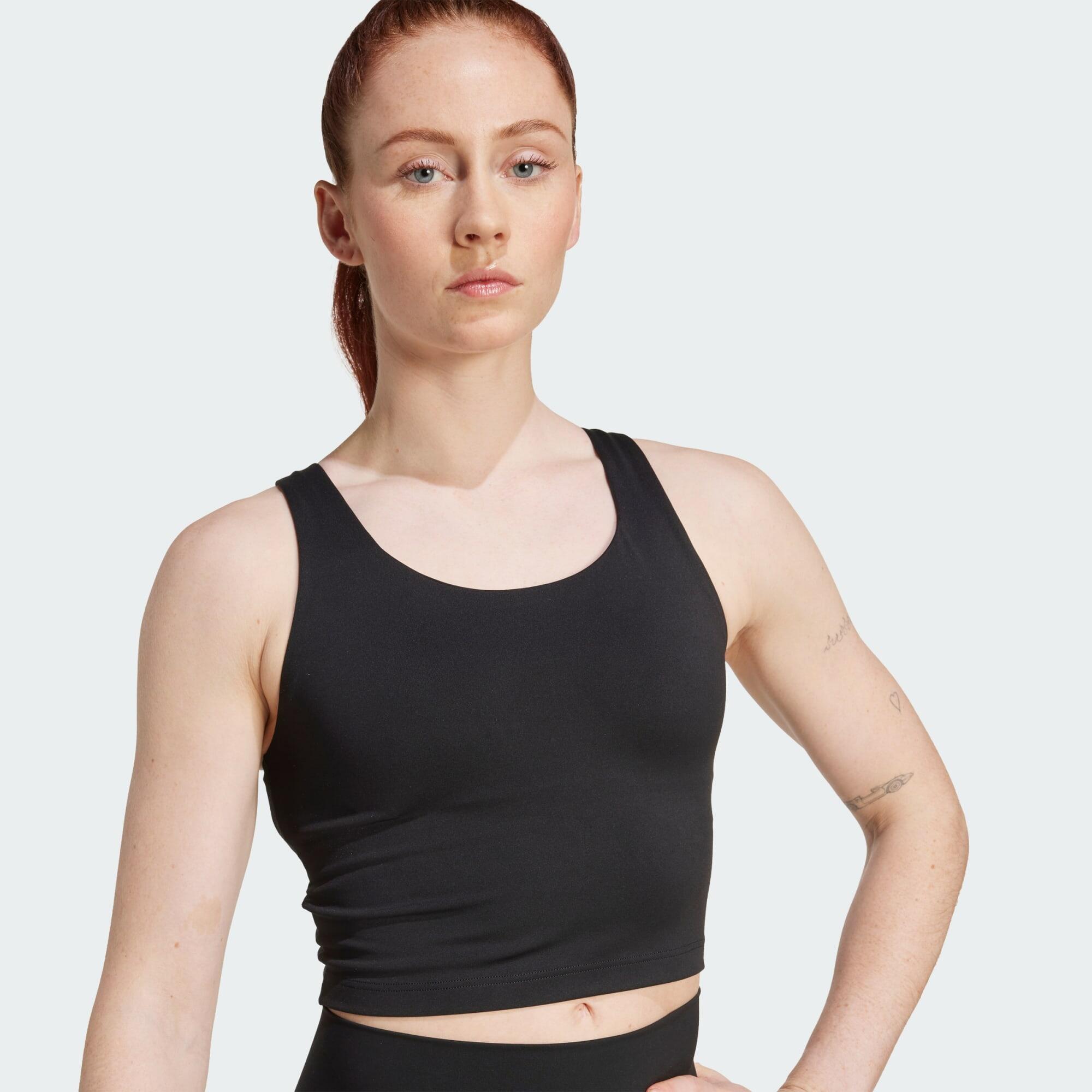 Top con reggiseno integrato adidas All Me a supporto medio 5/6