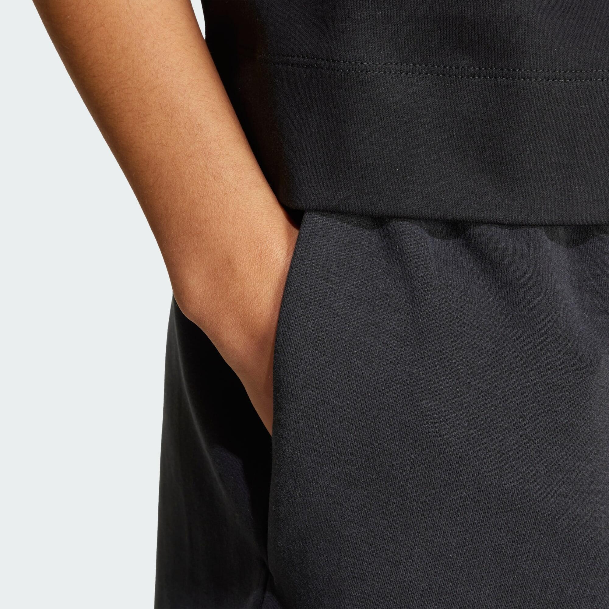 Soft Lux Loose Shorts 4/6