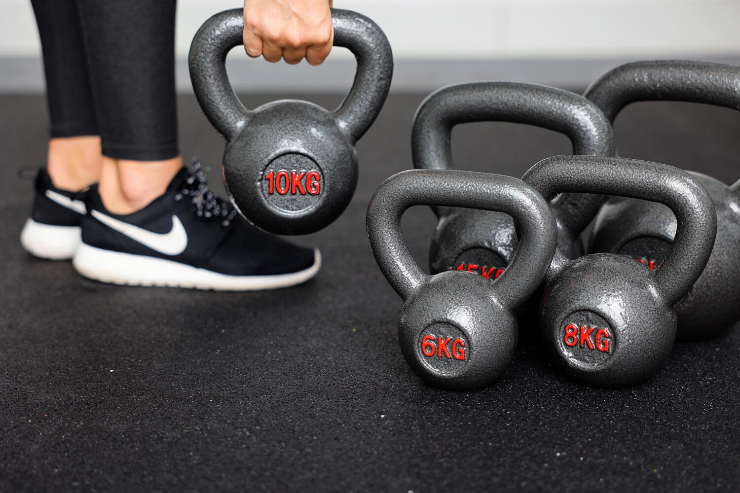 Kettlebell en fonte - 6 kg pour le fitness et la musculation 4/6