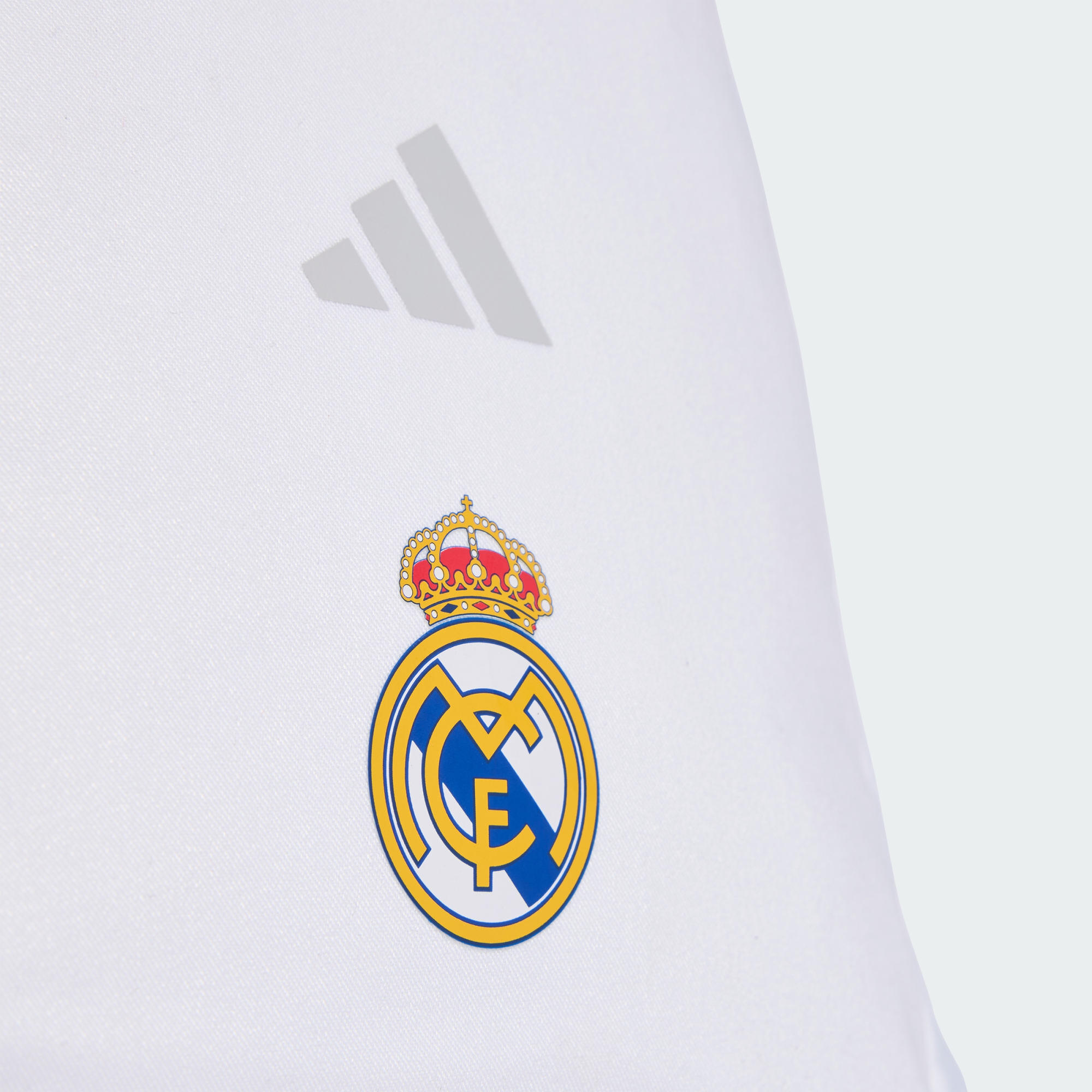 Mochila com as Cores Principais do Real Madrid 5/7