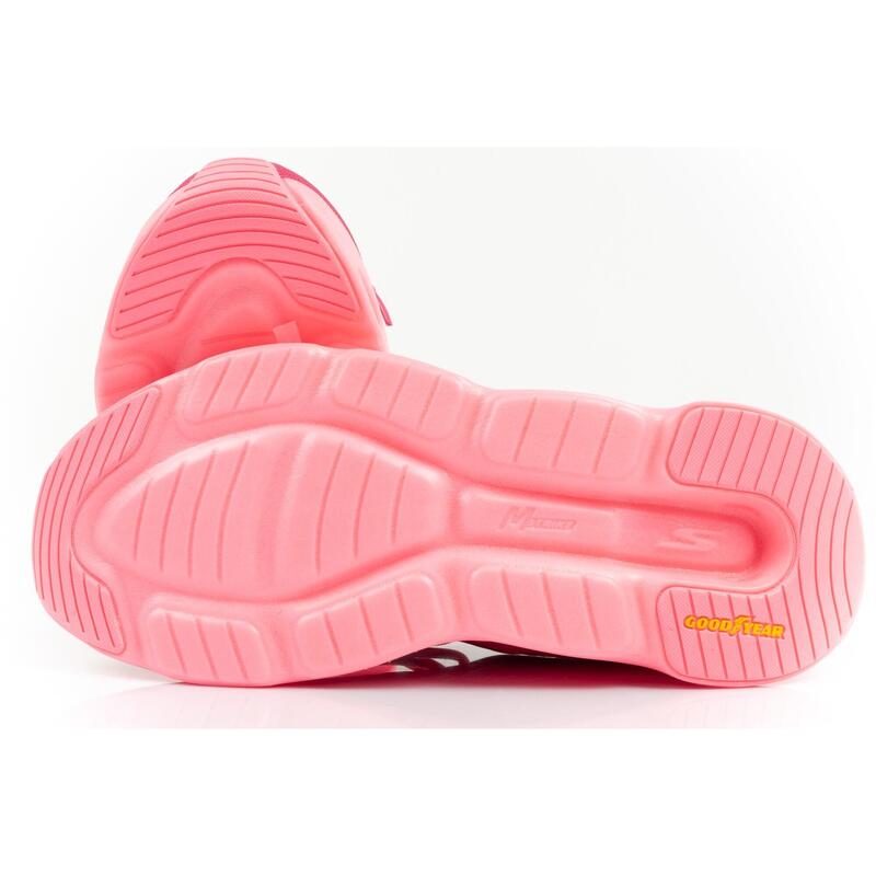 Dámské sportovní boty Skechers Go Run Swirl Tech Speed