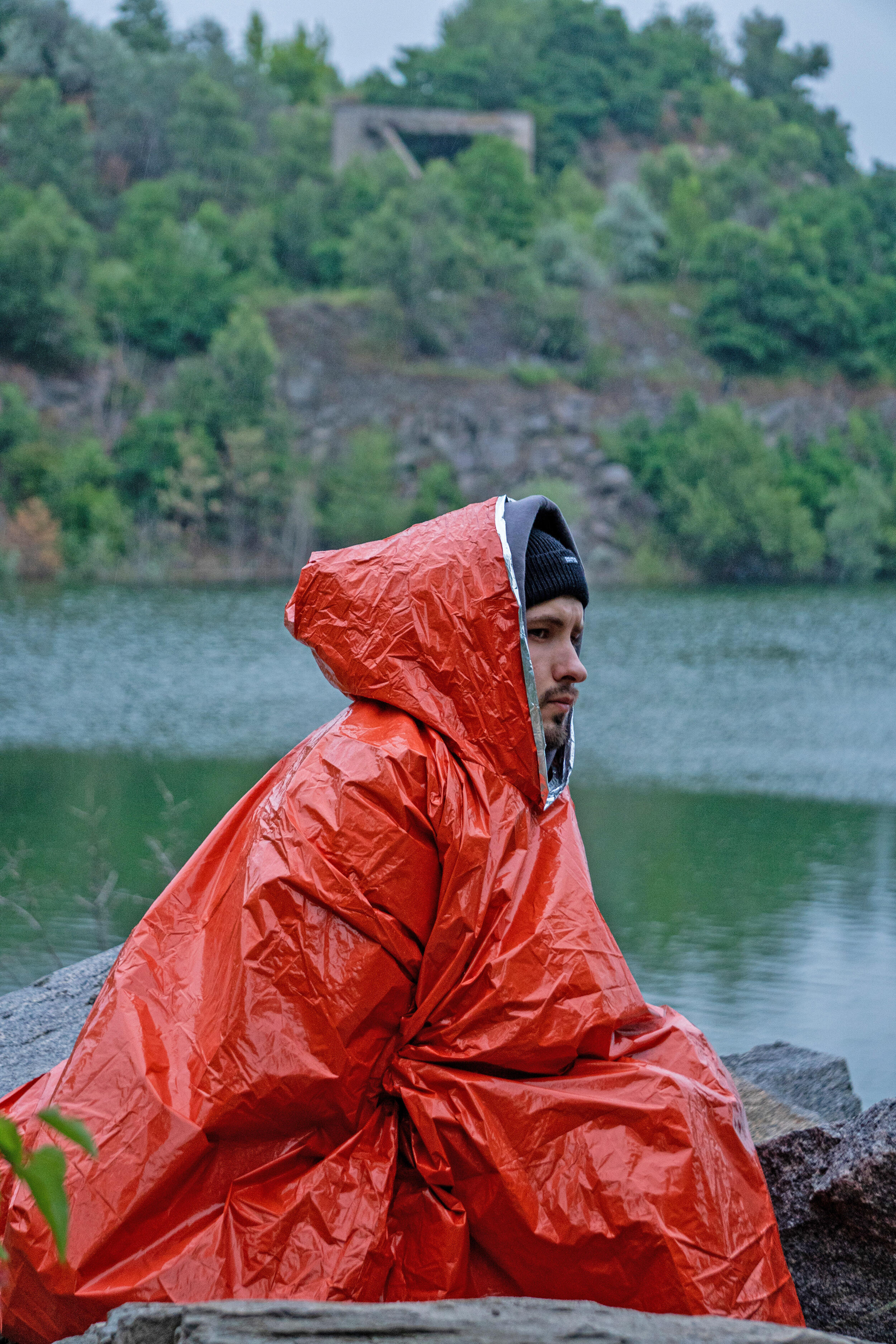 Reversible Emergency Survival Foil Poncho (4pc, Orange) - Waterproof Mylar 5/8