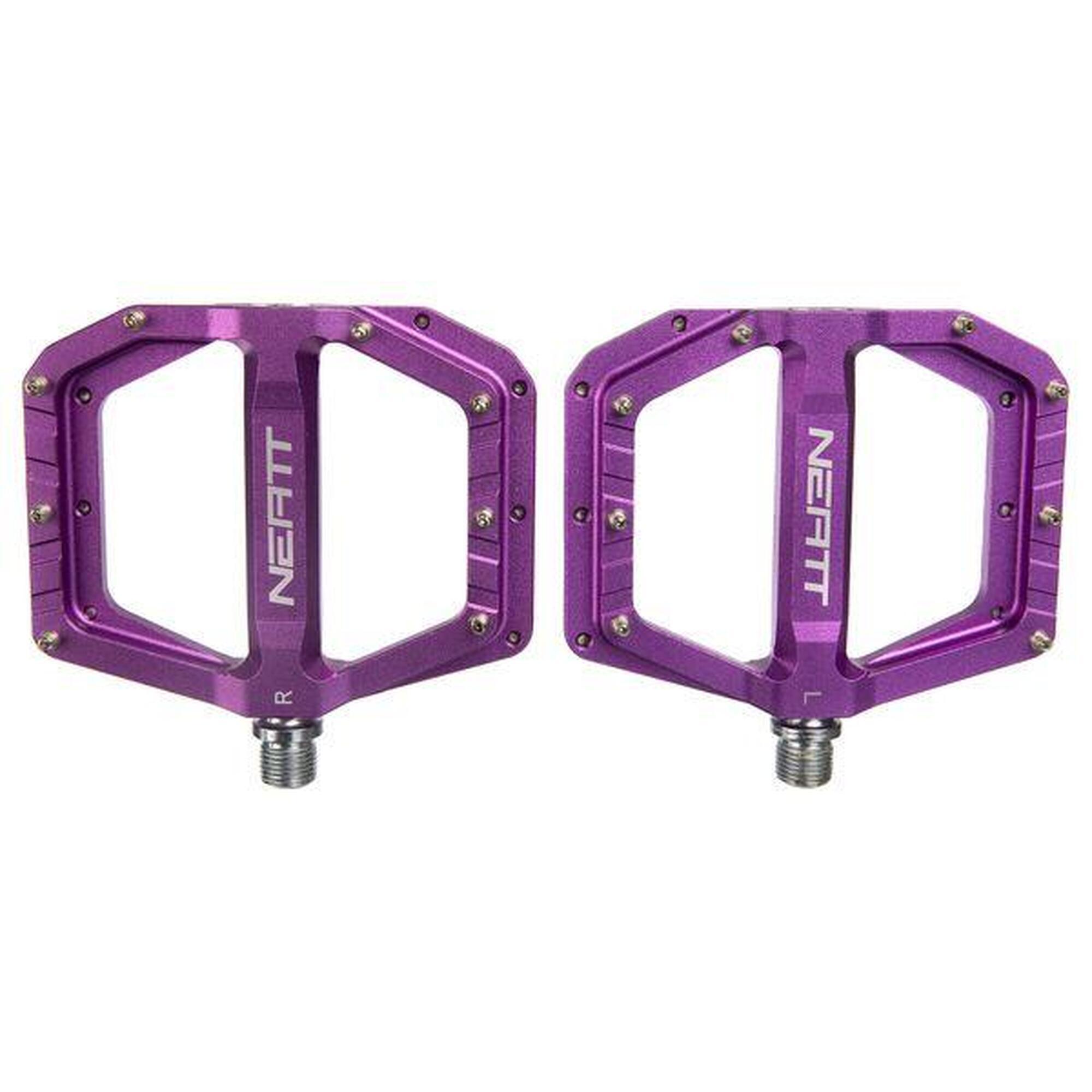 Paire de Pédales Plates Neatt Oxygen V2 8 Picots Violet      4900€ 5499€ -10%    * La vente débute le 03/07/2025    NEATT Paire de Pédales Plates Neatt Oxygen V2 8 Picots VioletVendu exclusivement en ligne   