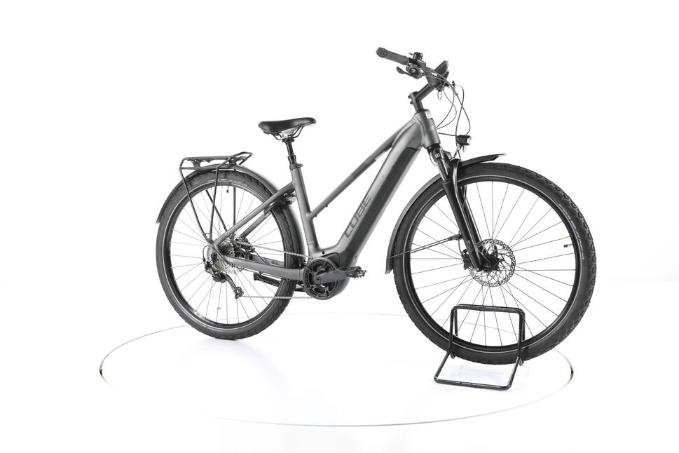 Second Life - Cube Nuride Hybrid Performance Trekking E-Bike 2023 - Jak nowy