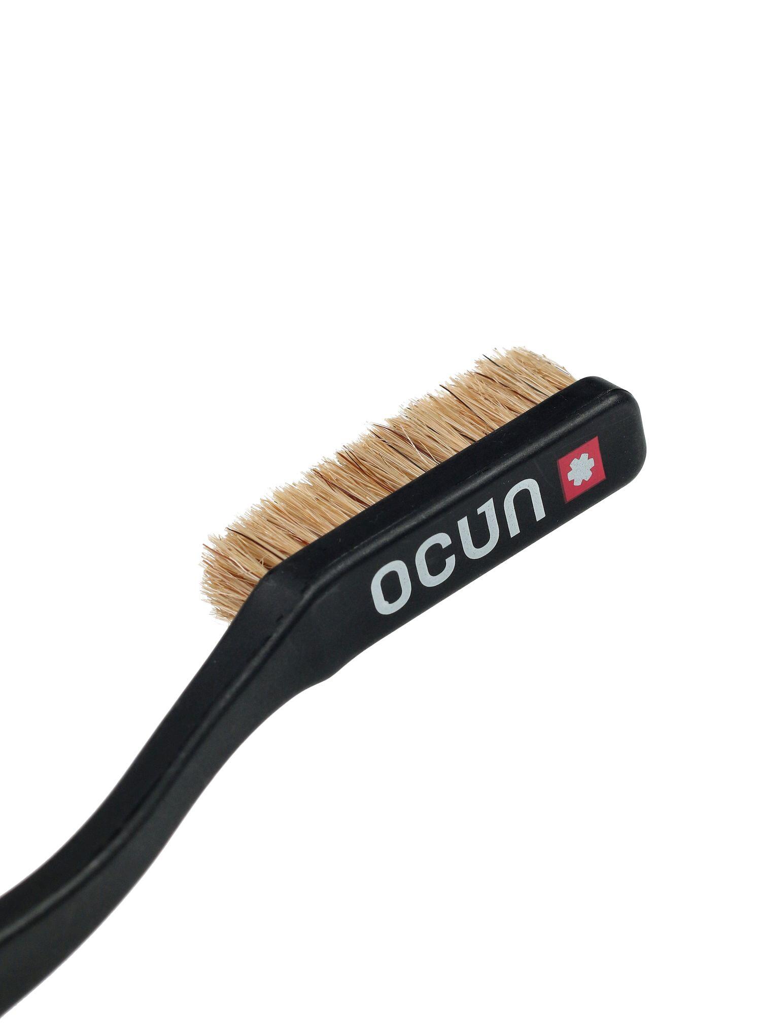 Szczotka do chwytów Ocun Boulder Brush - black 5/7