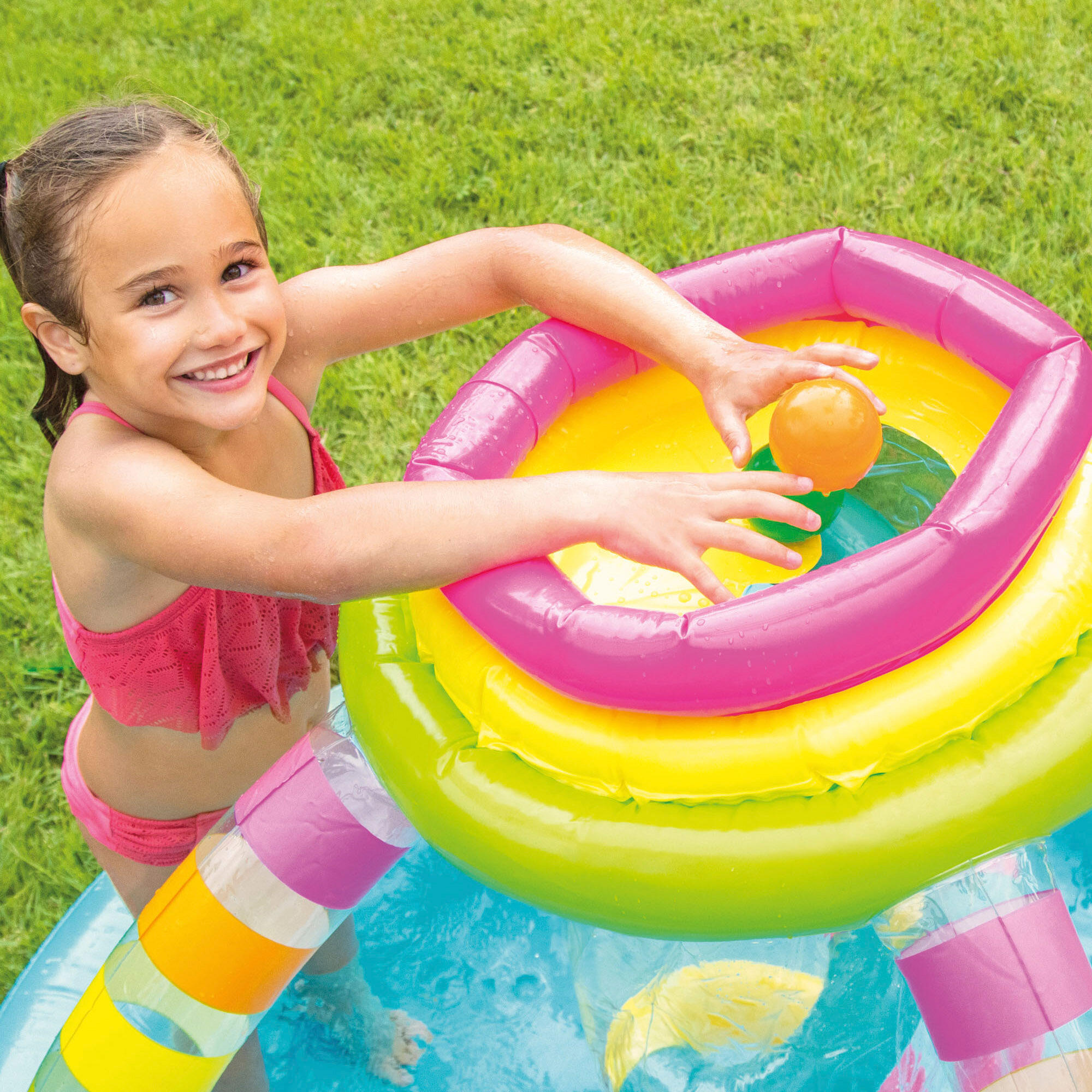 Piscina Insuflável multicolorida 2 em 1 com escorrega e jogo de bola INTEX 3/7