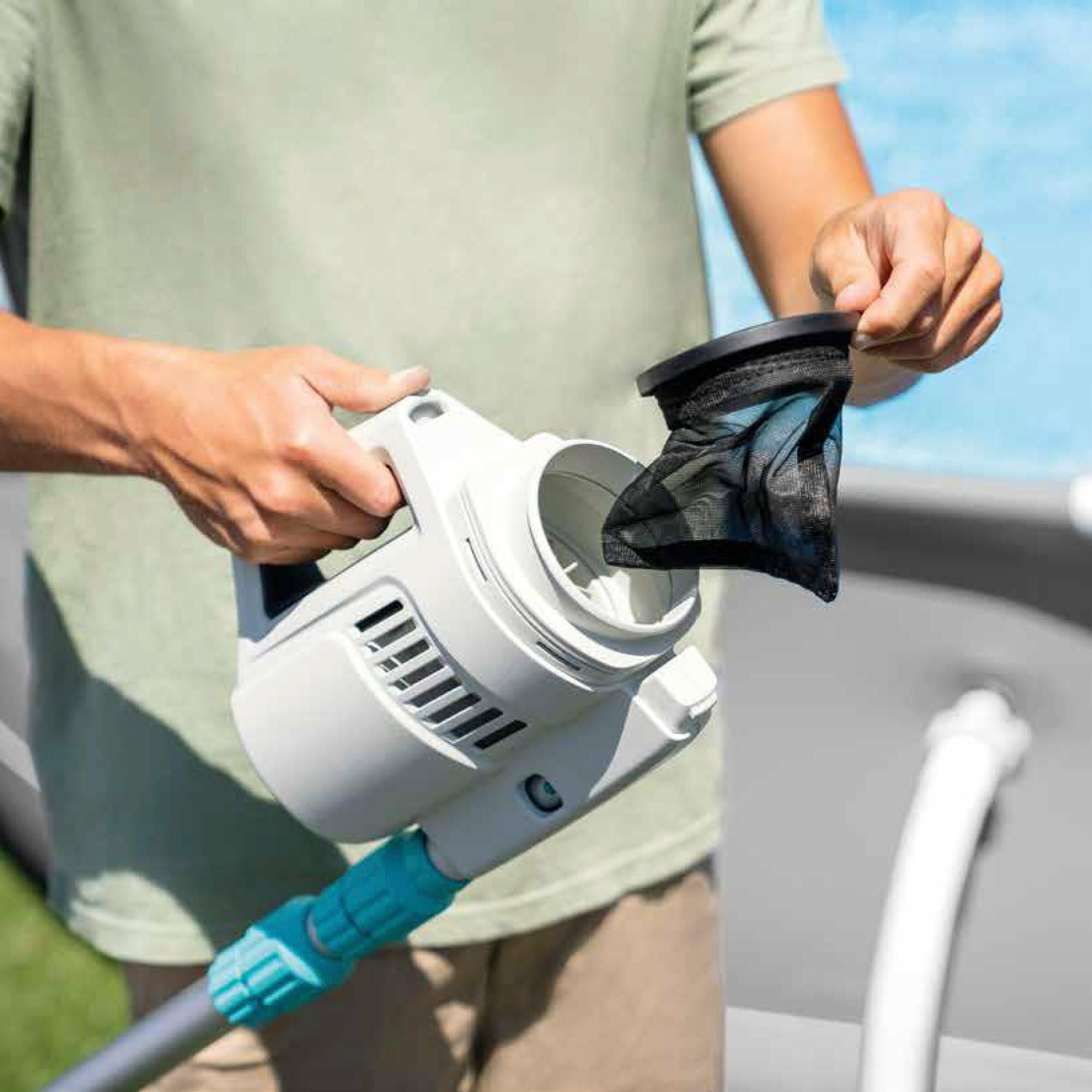 Intex 28628 - Aspirapolvere Vacuum Ricaricabile per Piscine e Spa 7/7