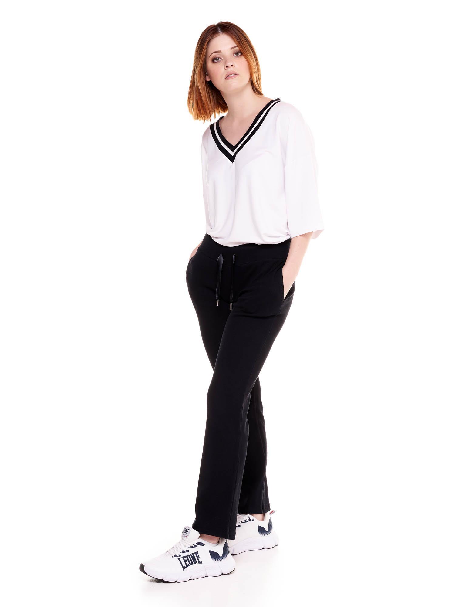 Pantalon femme côtelé noir et blanc 3/5