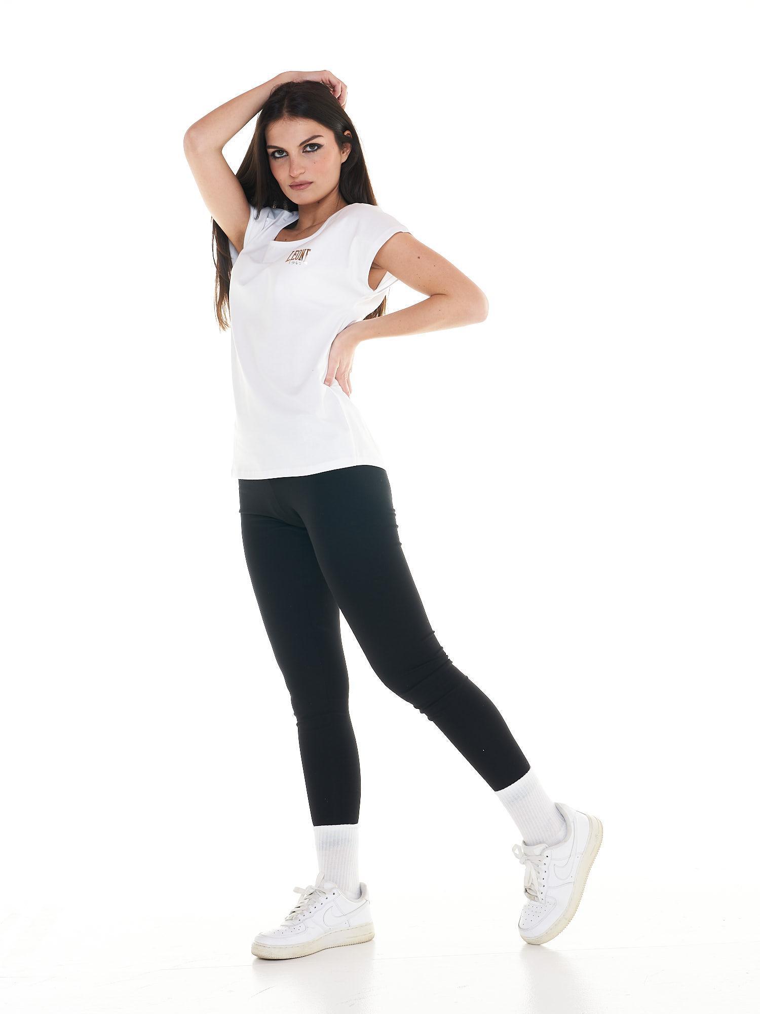 Traje básico largo de mujer. 3/5