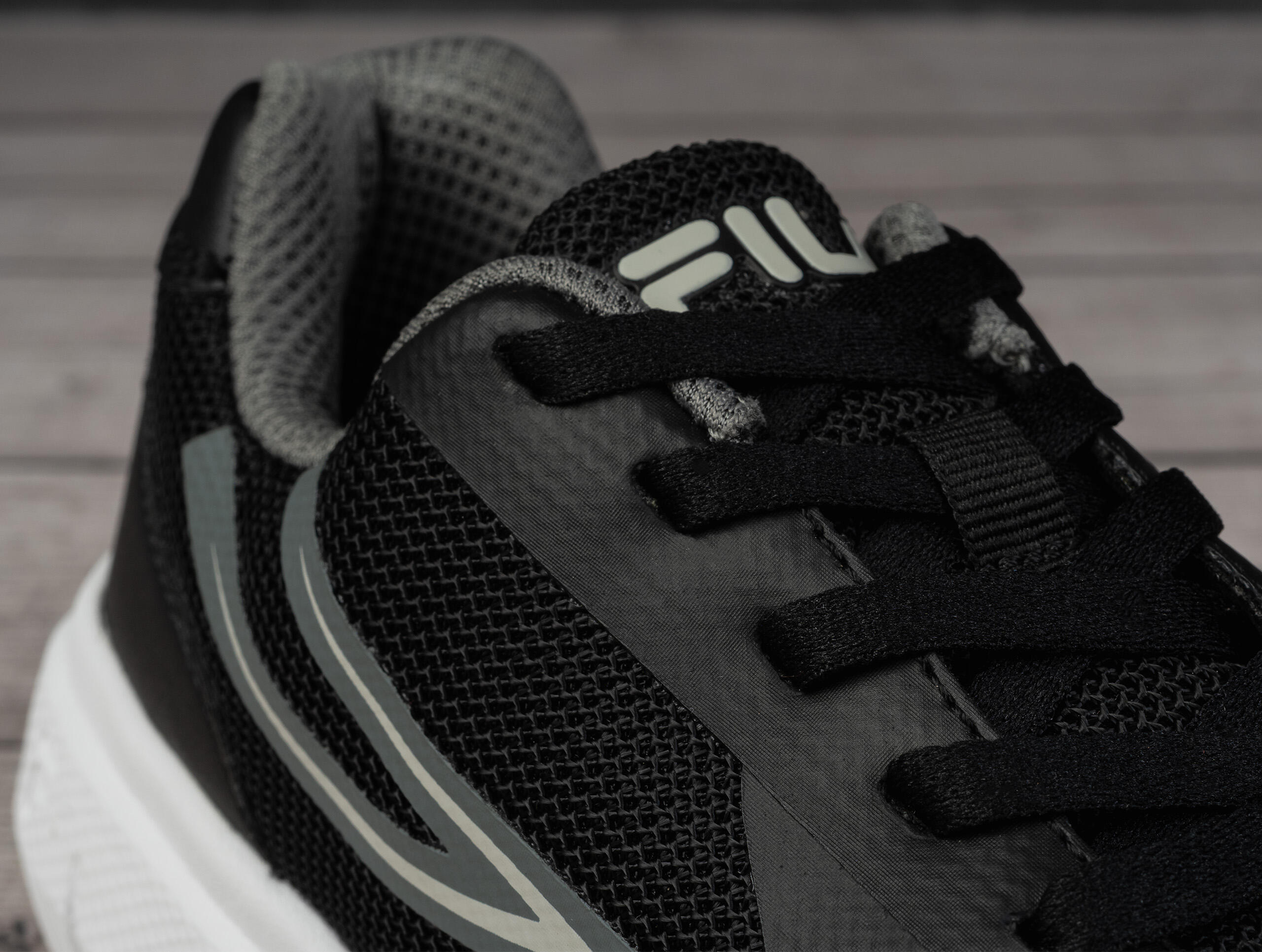 Buty damskie sportowe Fila JUMBLER ACTIVE TEENS 6/7