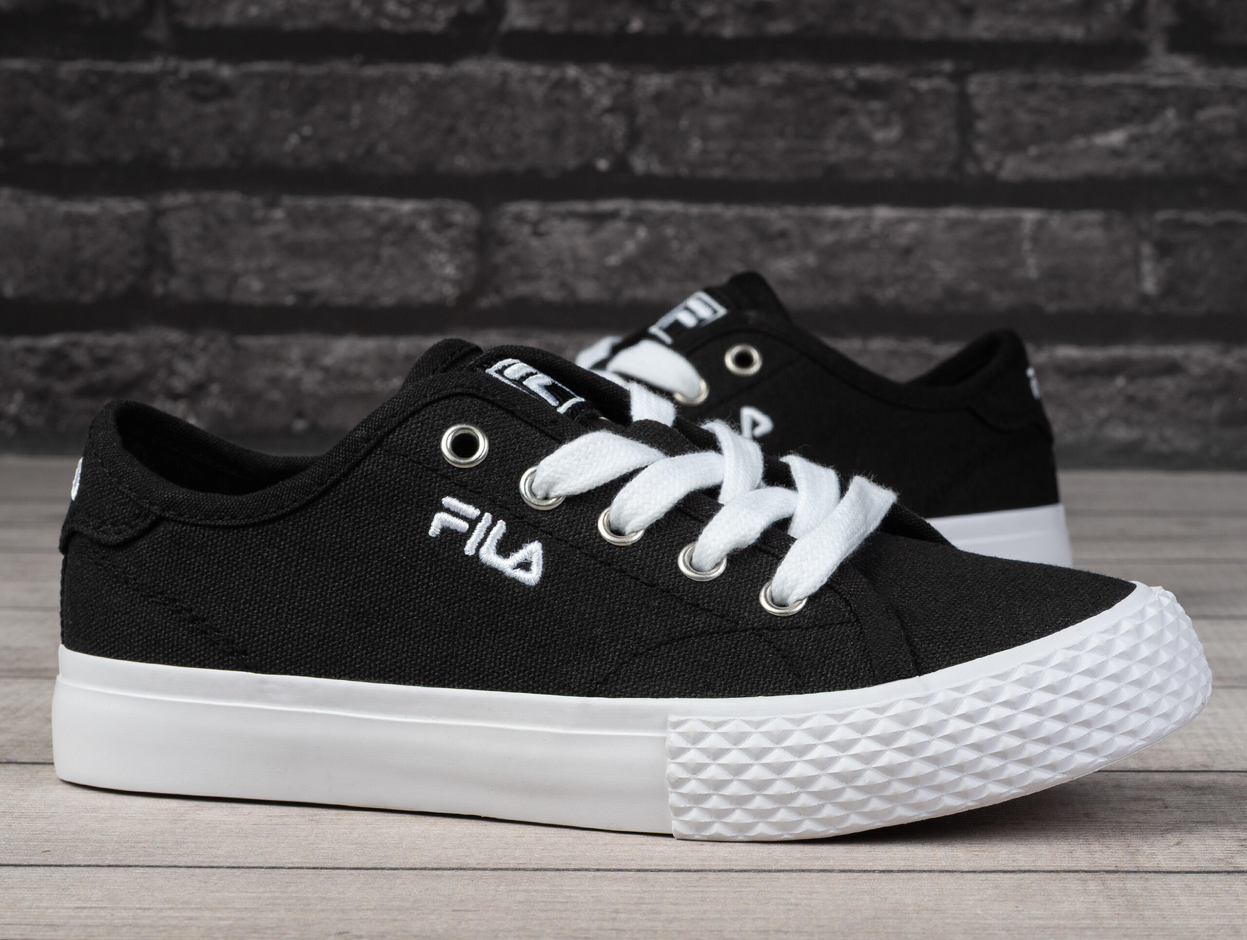 Buty dziecięce trampki sportowe Fila POINTER CLASSIC 2/7