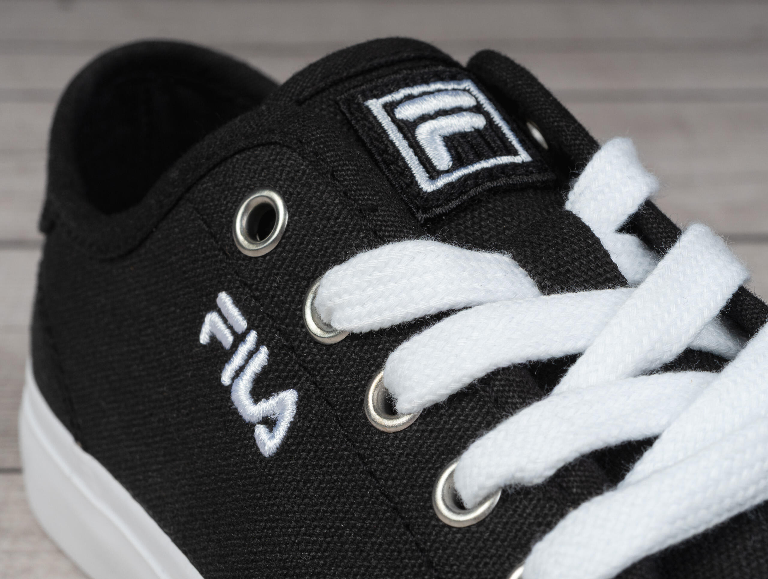 Buty dziecięce trampki sportowe Fila POINTER CLASSIC 6/7