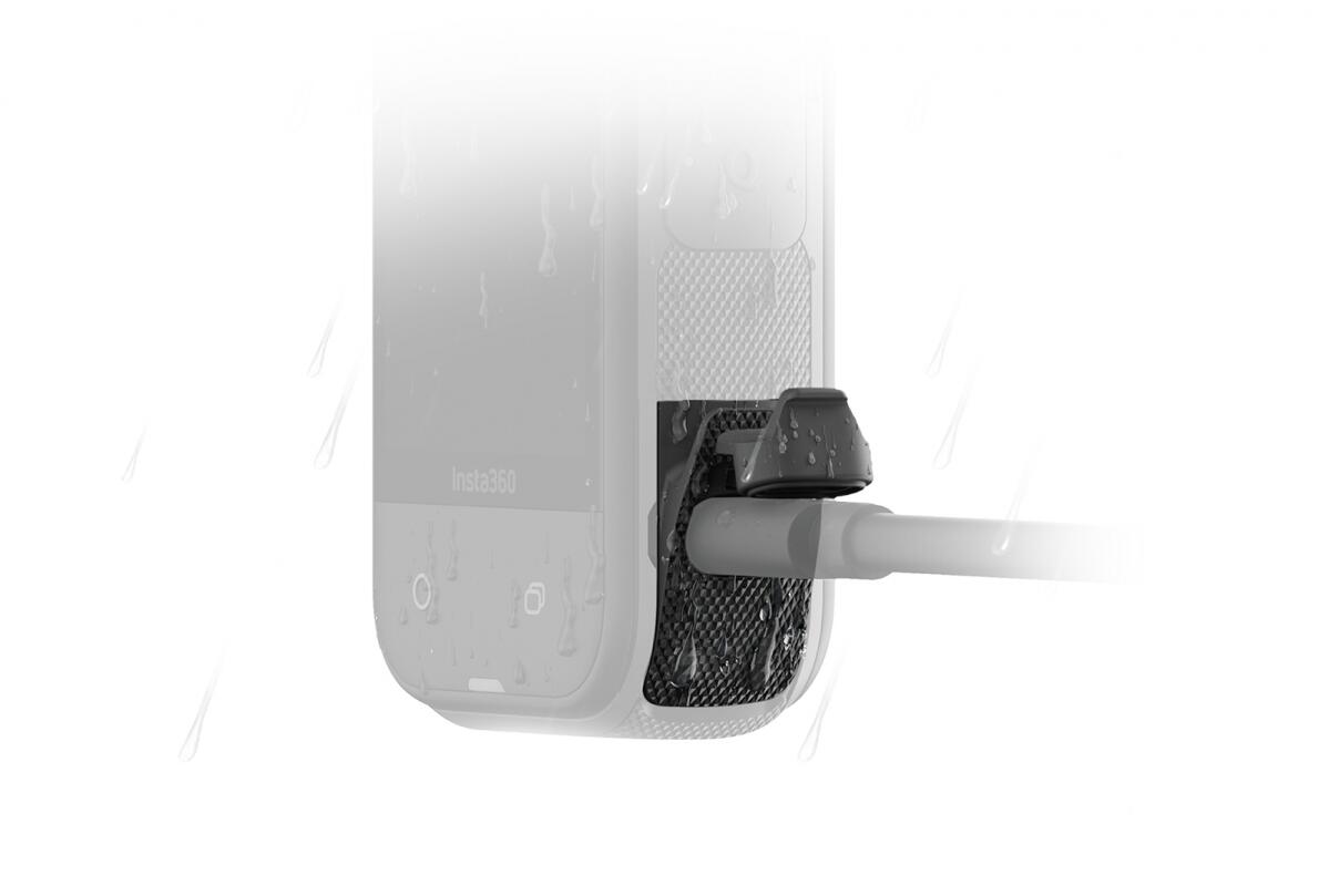 Insta360 X5 All-Weather krytka USB portu 5/6