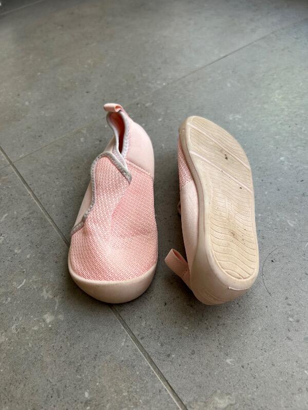 Tussen Particulieren - Kinderslofjes - Roze 2/3