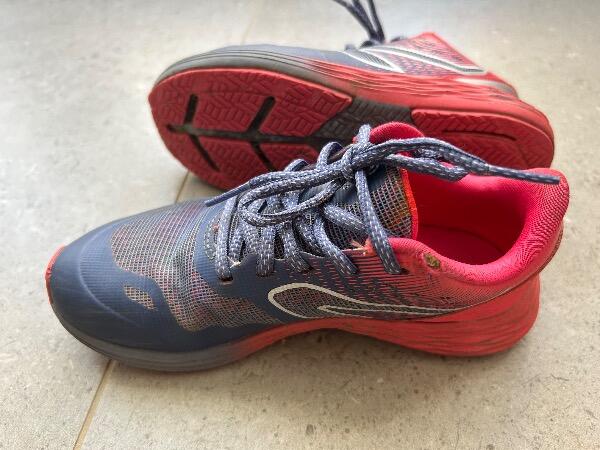 Entre Particuliers - Chaussures de running enfant T32 3/4