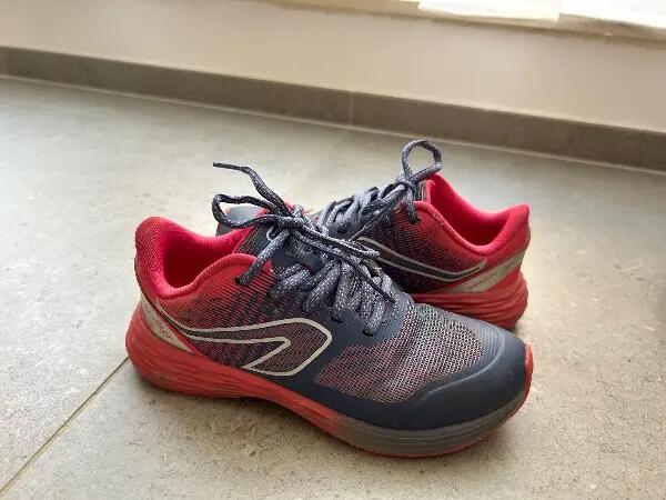 Entre Particuliers - Chaussures de running enfant T32 2/4