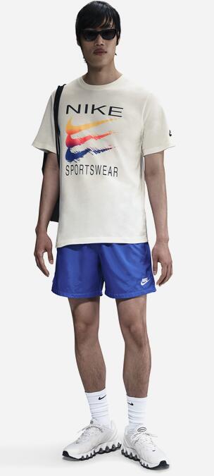 T-shirt uomo nike sportswear graphic swoosh - beige 1/4