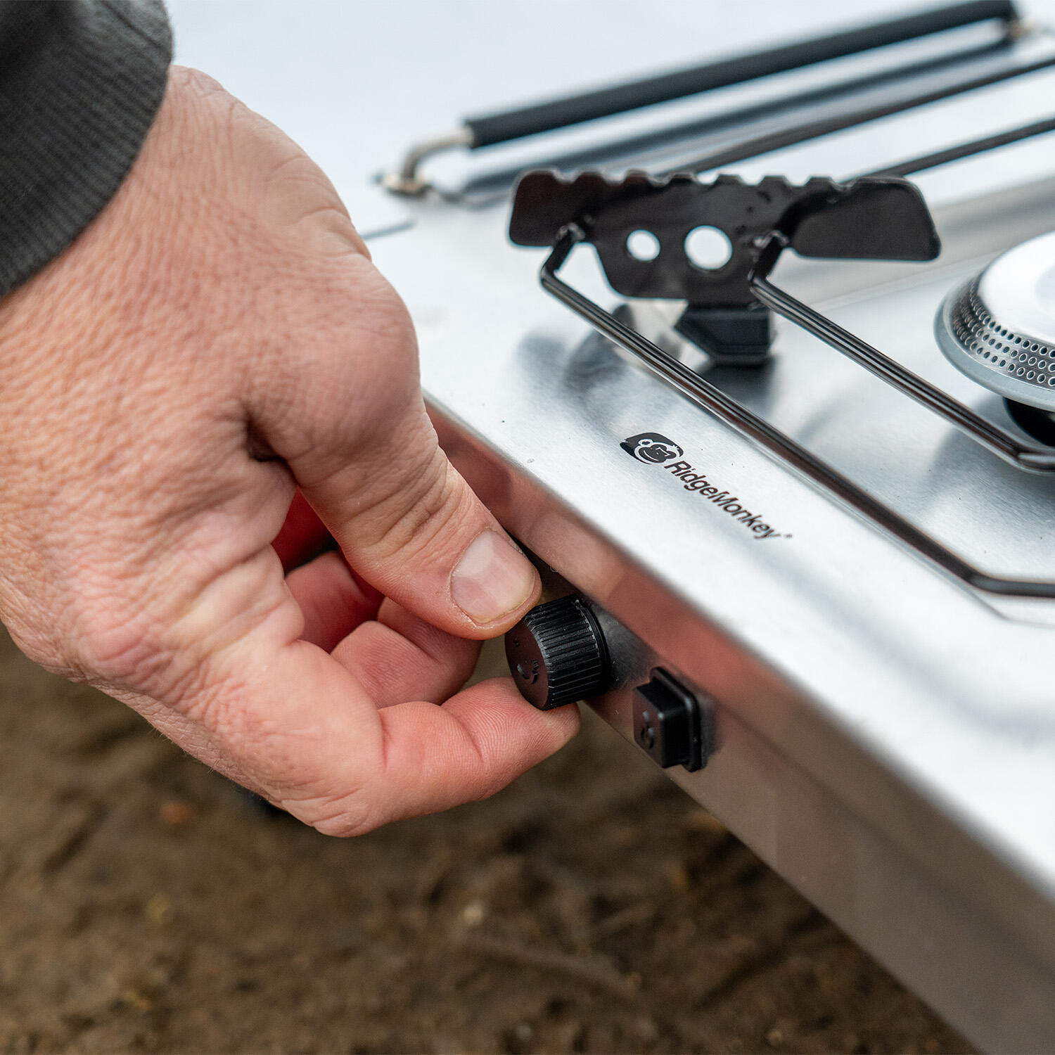 RidgeMonkey Grilla CookStation Double Hob – Portable Dual-Burner Camping Stove 5/7