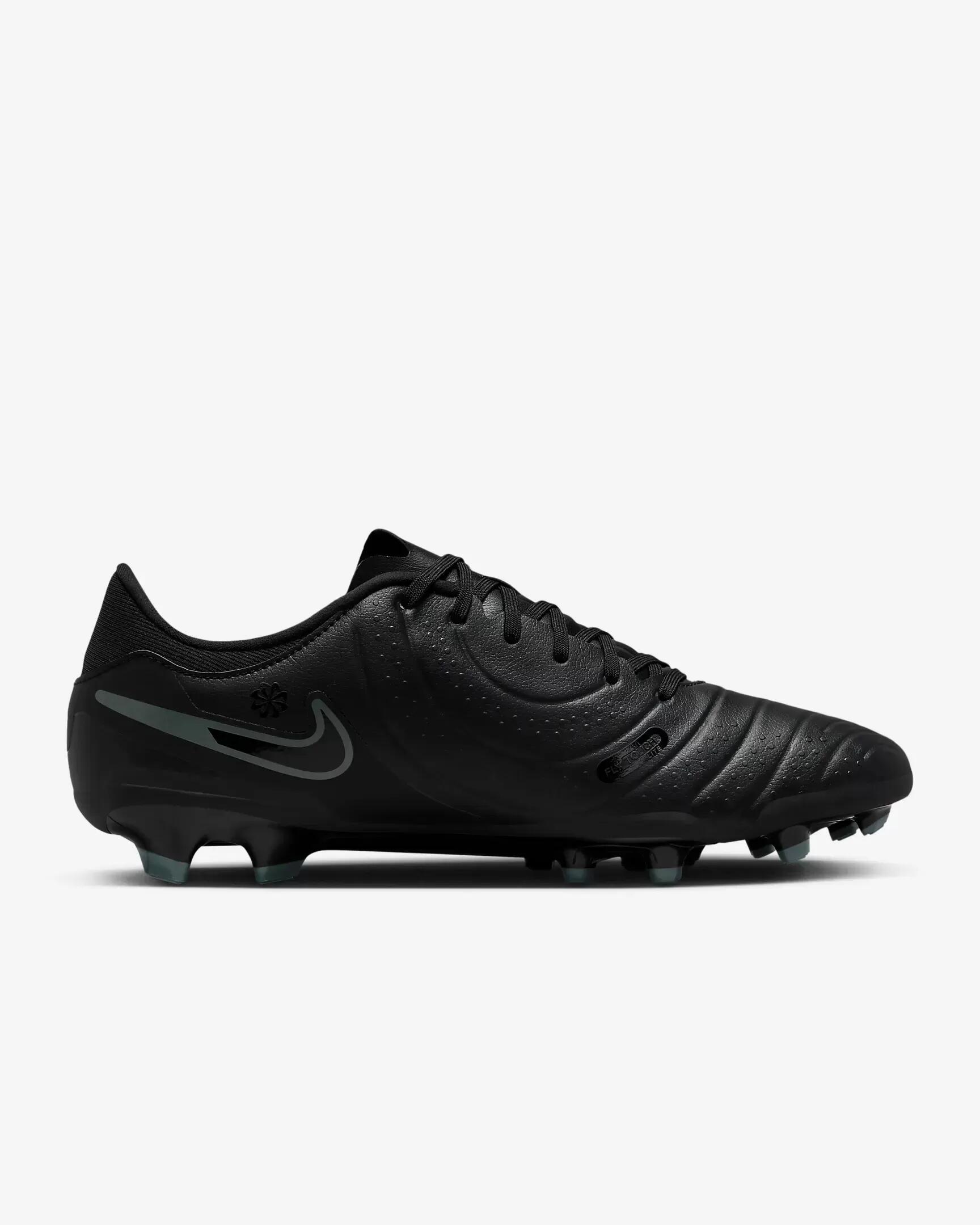 tempo football shoes