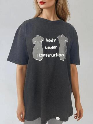Czarny T-shirt Damski Retro - Body Under Construction BeShaped