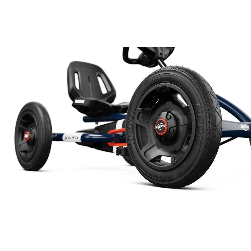 Gokart z regulowanym siedzeniem i oponami pneumatycznymi Buddy Classic Blue BERG