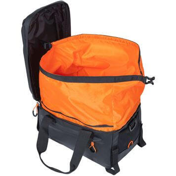Basil Miles Sacoche de Vélo Sportive - Sac à Bagages Imperméable 4/6