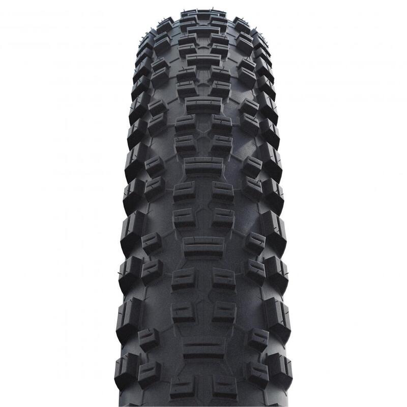 Kemény gumiabroncs