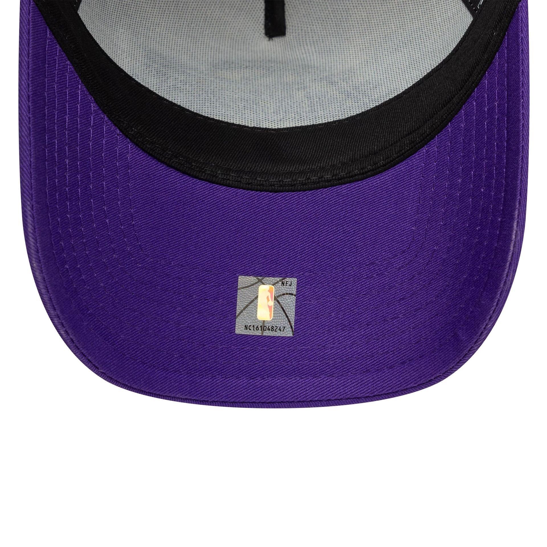Casquette NBA Los Angeles Lakers New Era Patch Trucker Violet 5/6
