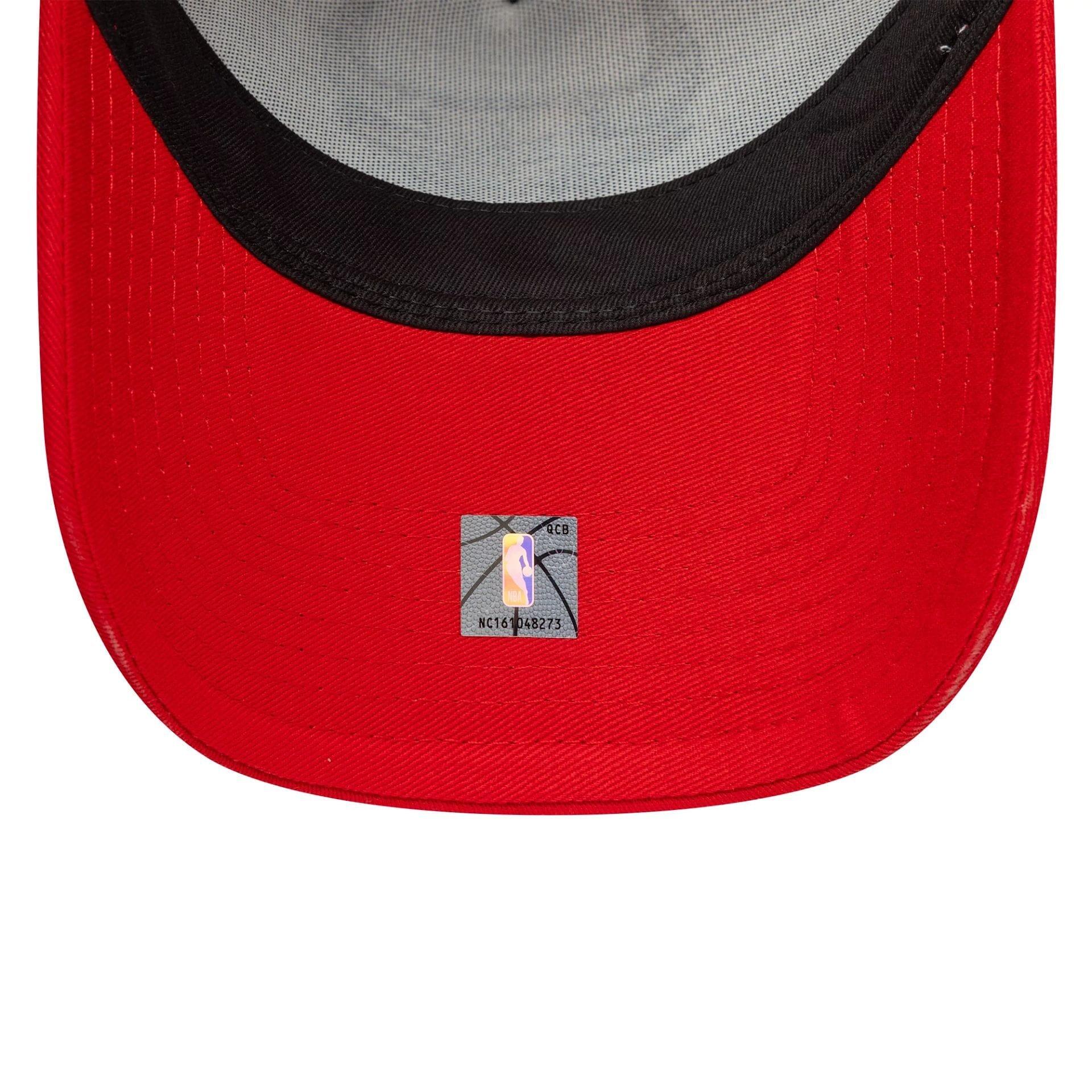 Casquette NBA Chicago Bulls New Era Patch Trucker Rouge 5/6