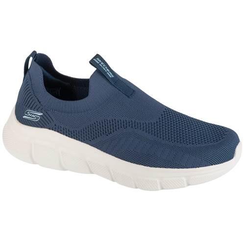 bleu marine.