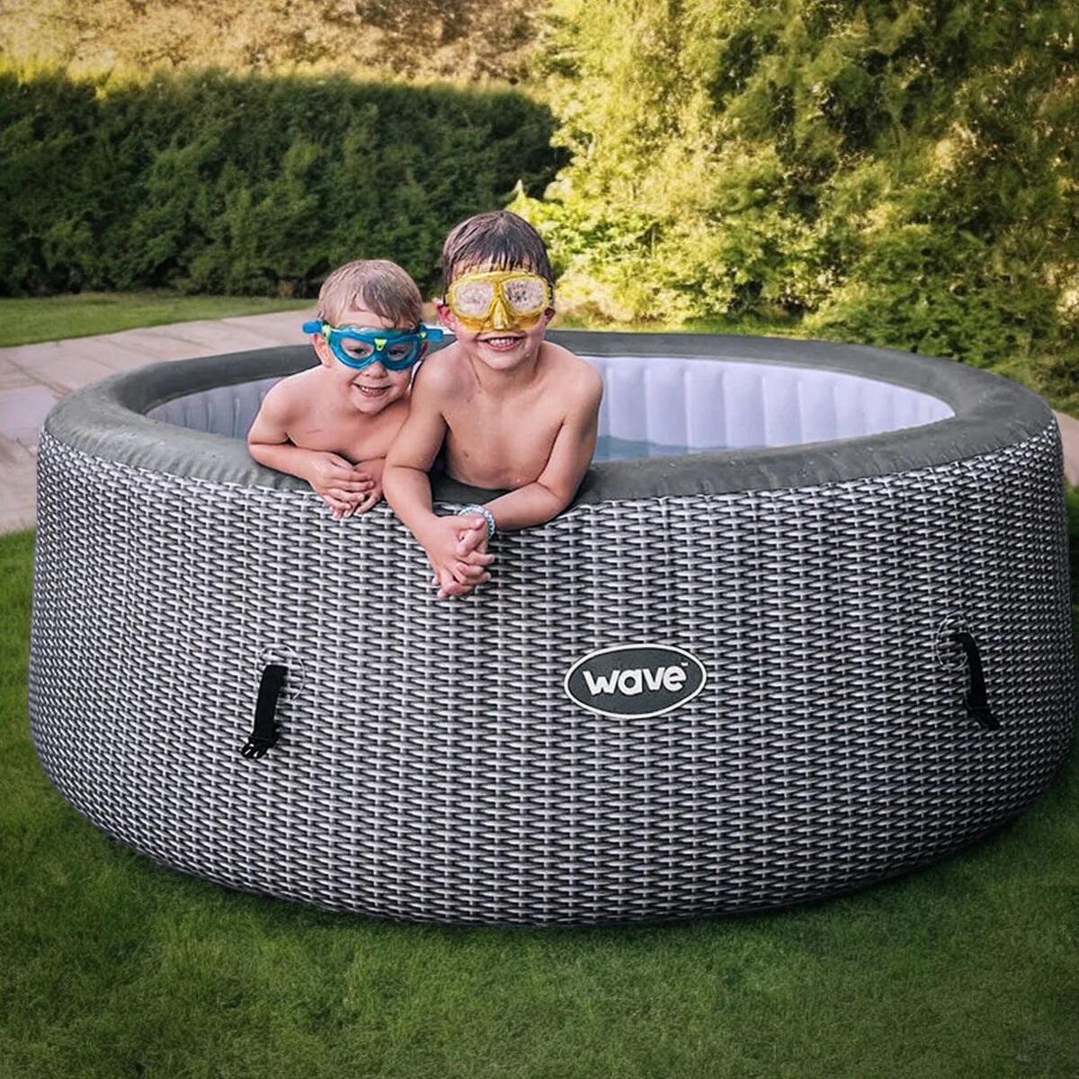 Wave Atlantic | 6-Person Inflatable Hot Tub | Integrated Heater 2/4