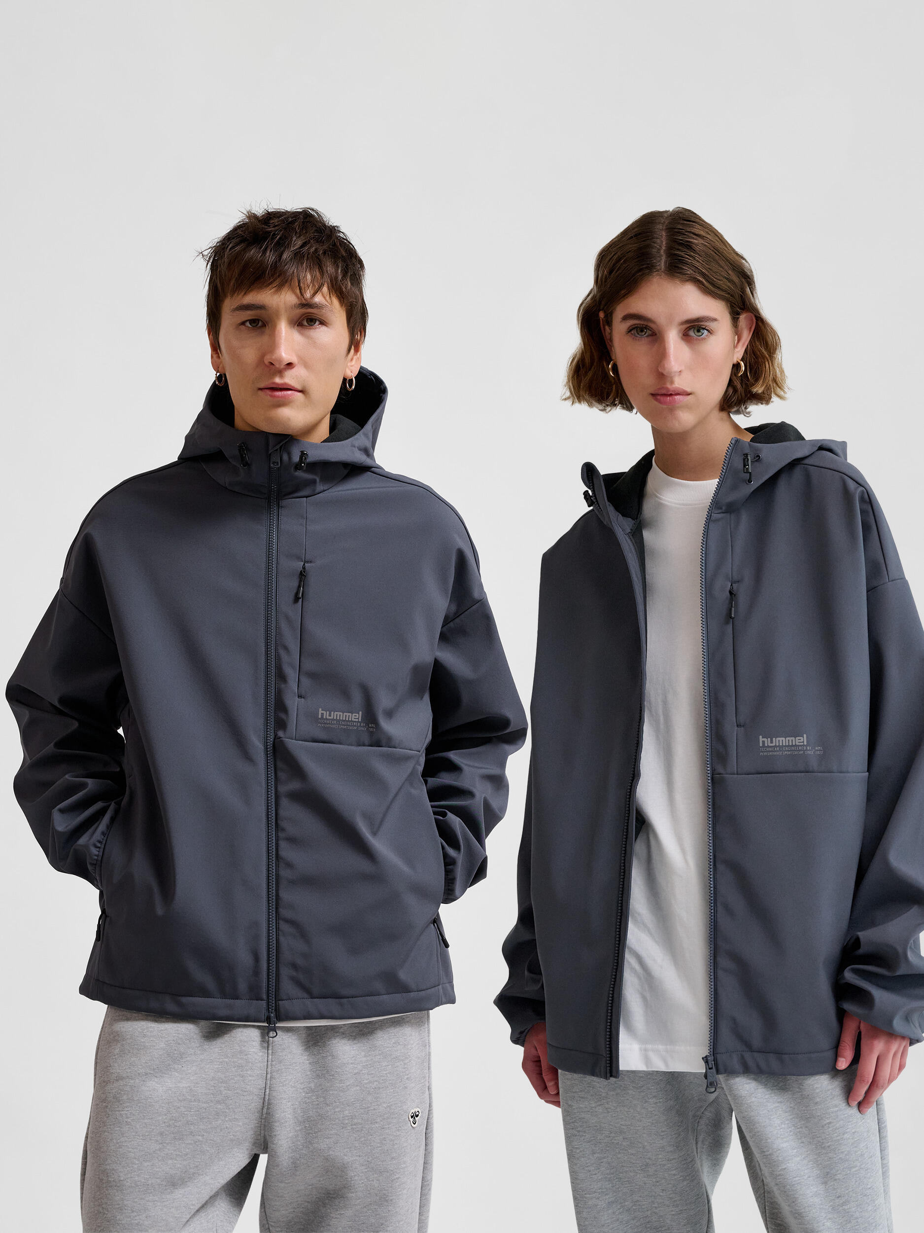 Giacca con cappuccio Hummel Loose 6/7
