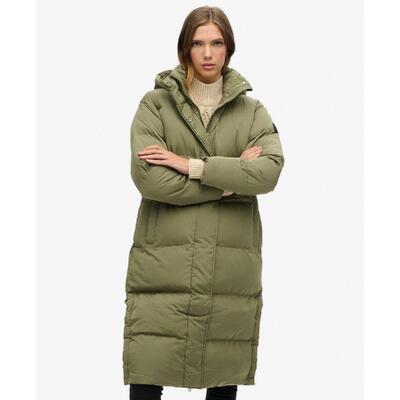 Długi pikowany płaszcz z kapturem