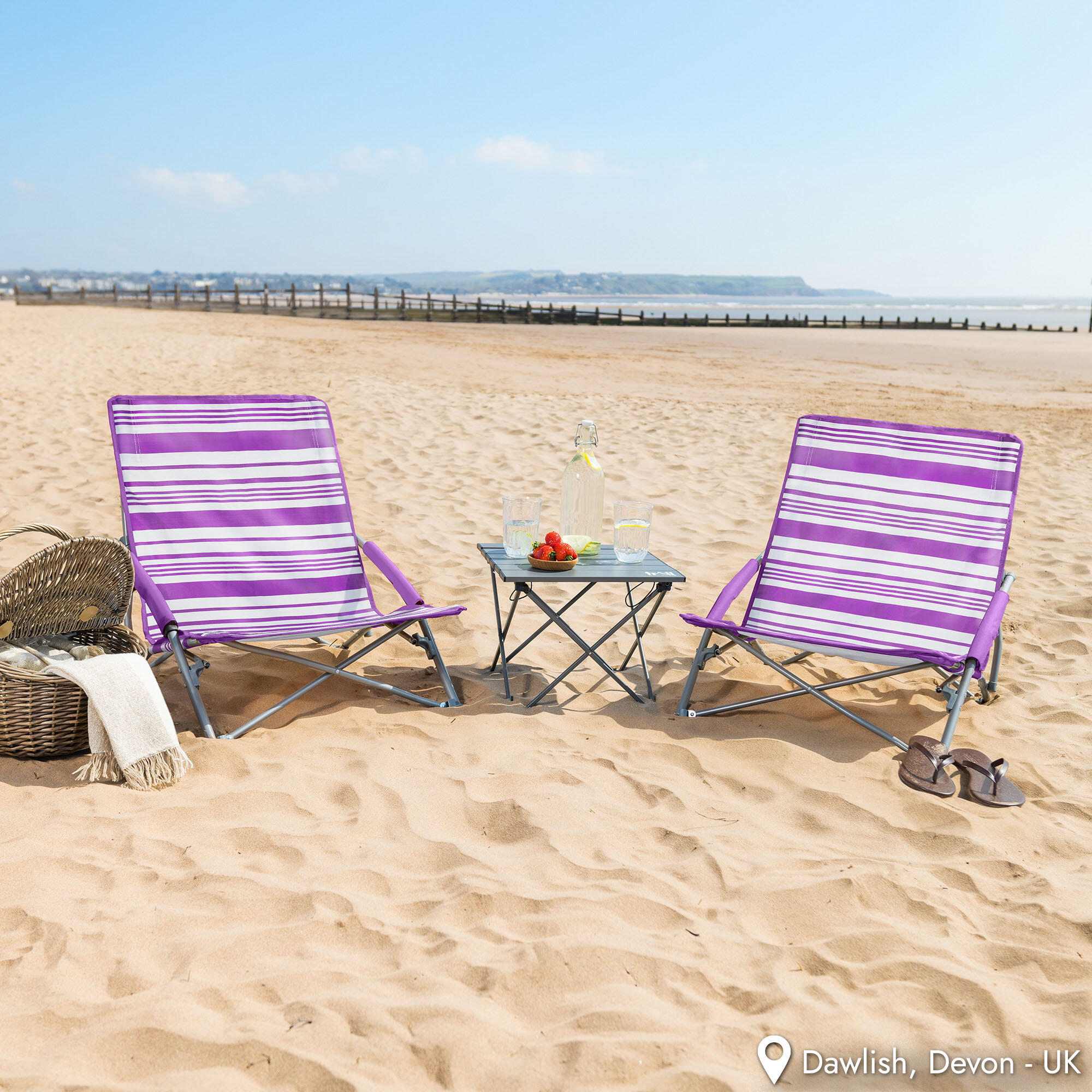 Low Beach Chair Folding Outdoor Camping Garden Festival Lightweight Lounger Seat 2/7