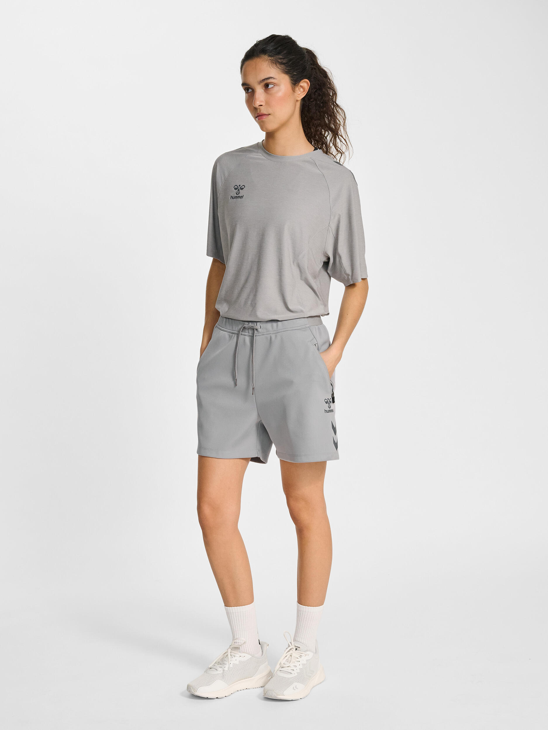Calções para mulheres Hummel Cima 2.0 3/7