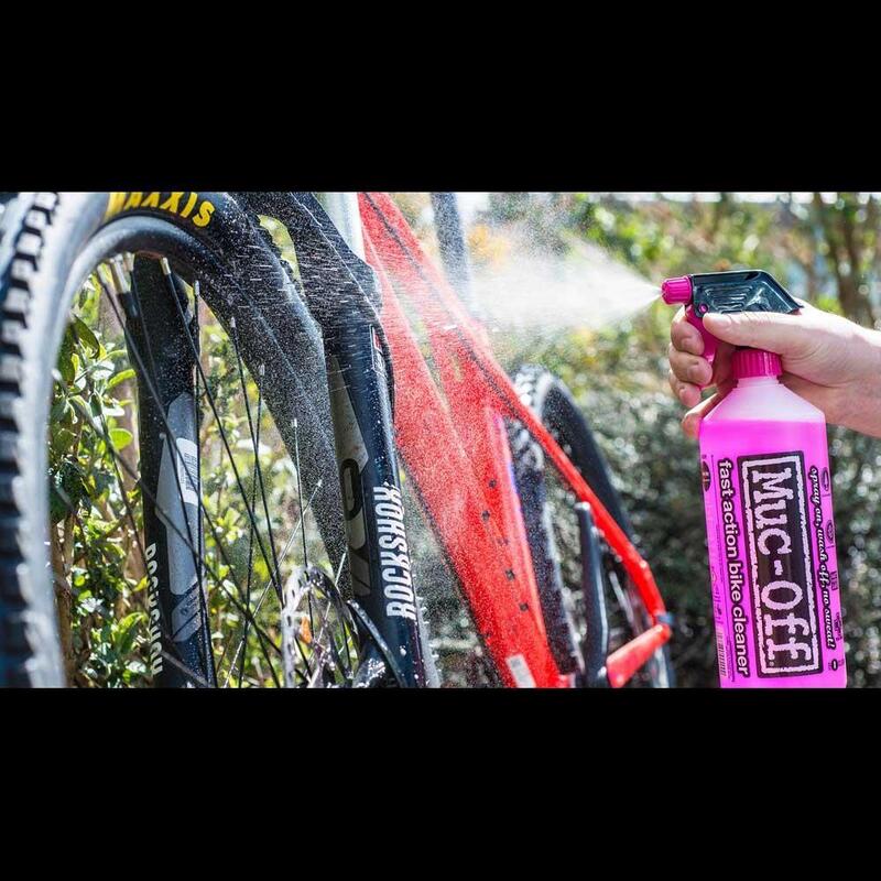 Kit de nettoyage Muc-Off 8-en-un - NOIR