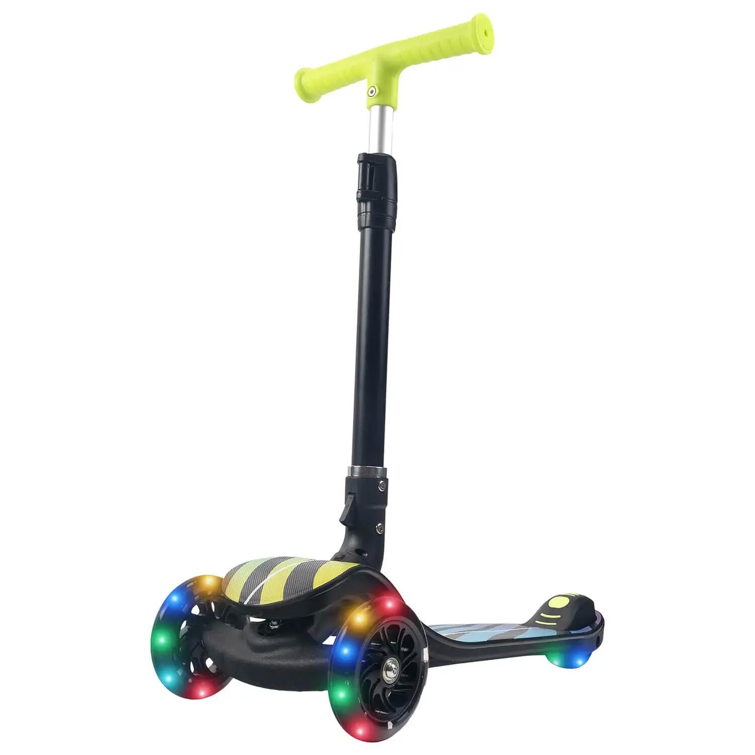 Trotineta pliabila Fantasy cu roti luminoase, multicolor 3/7