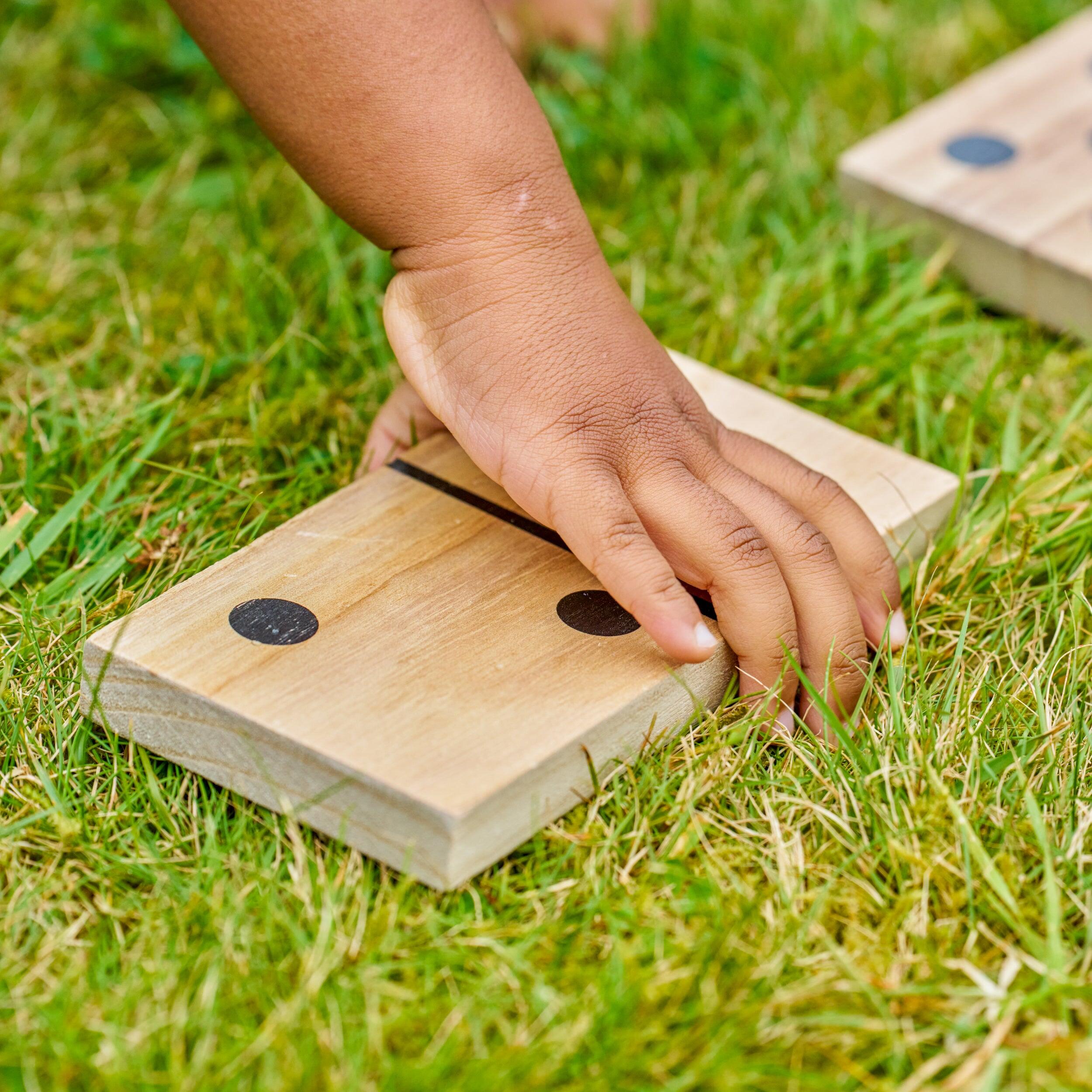 Jeu dominos géant  bois FSC® 4/5