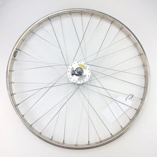 Ruota anteriore 26x1.75 con dinamo e freno a rulli.