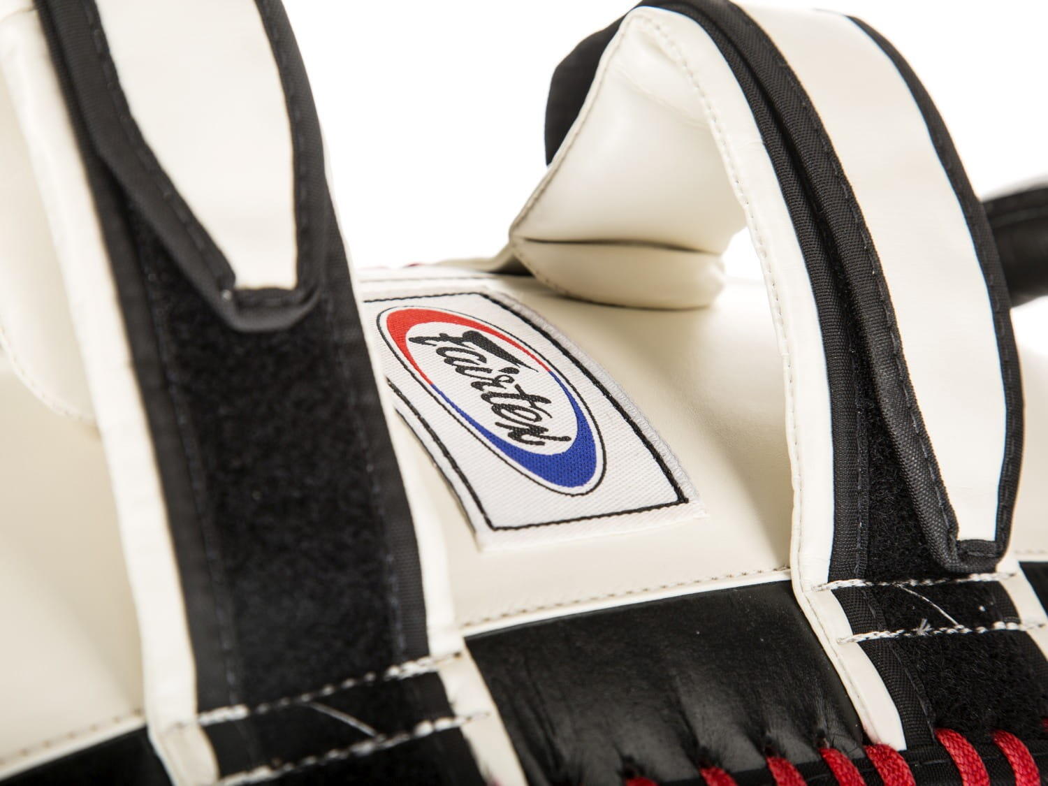 Pao en cuir Fairtex 4/5