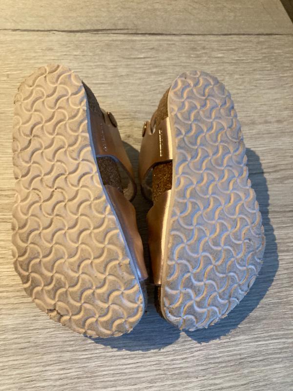 Entre Particuliers - sandales rose metal birkenstock 2/4